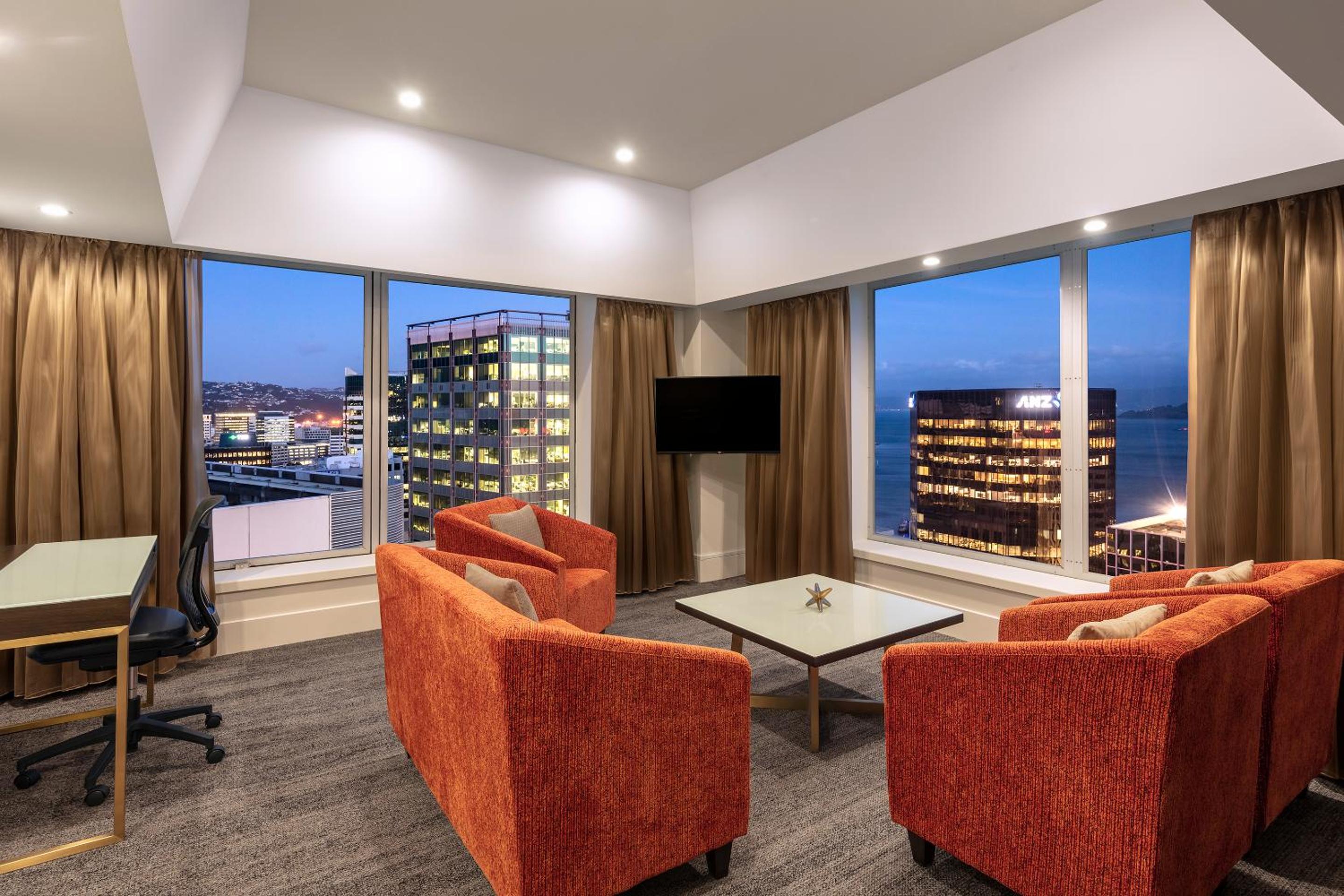 King Suite with Sea View - Photo 2