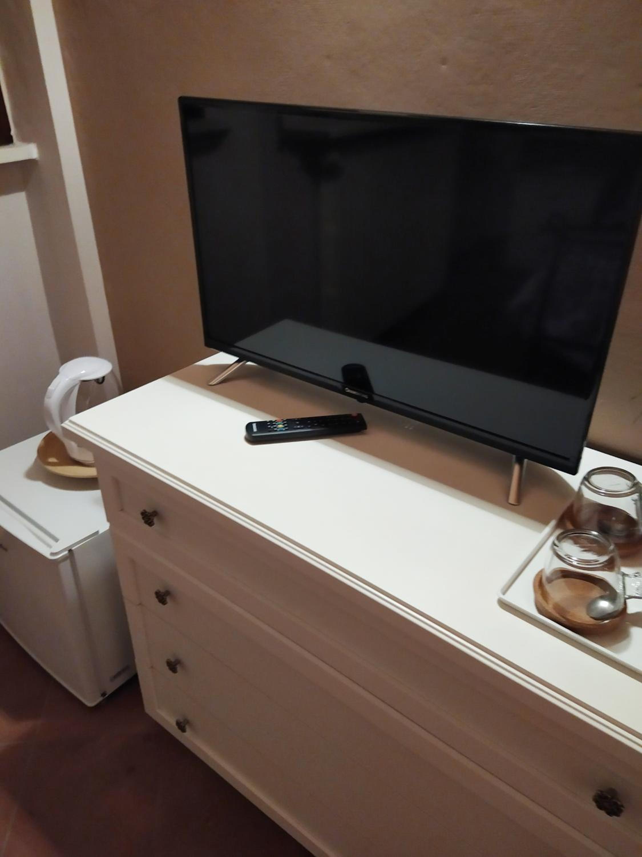 Deluxe Room - Photo 3