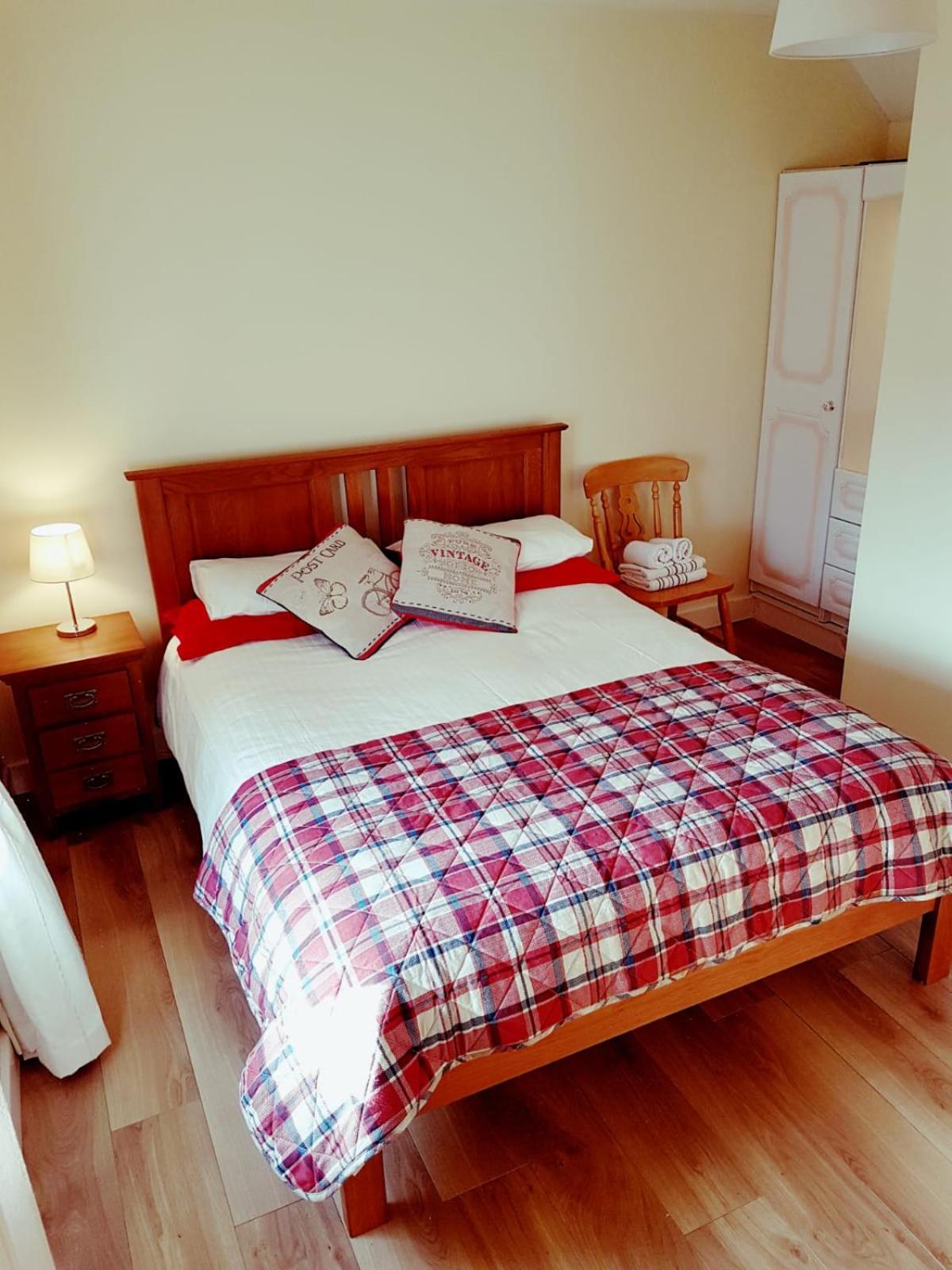 Two-Bedroom House photo 1