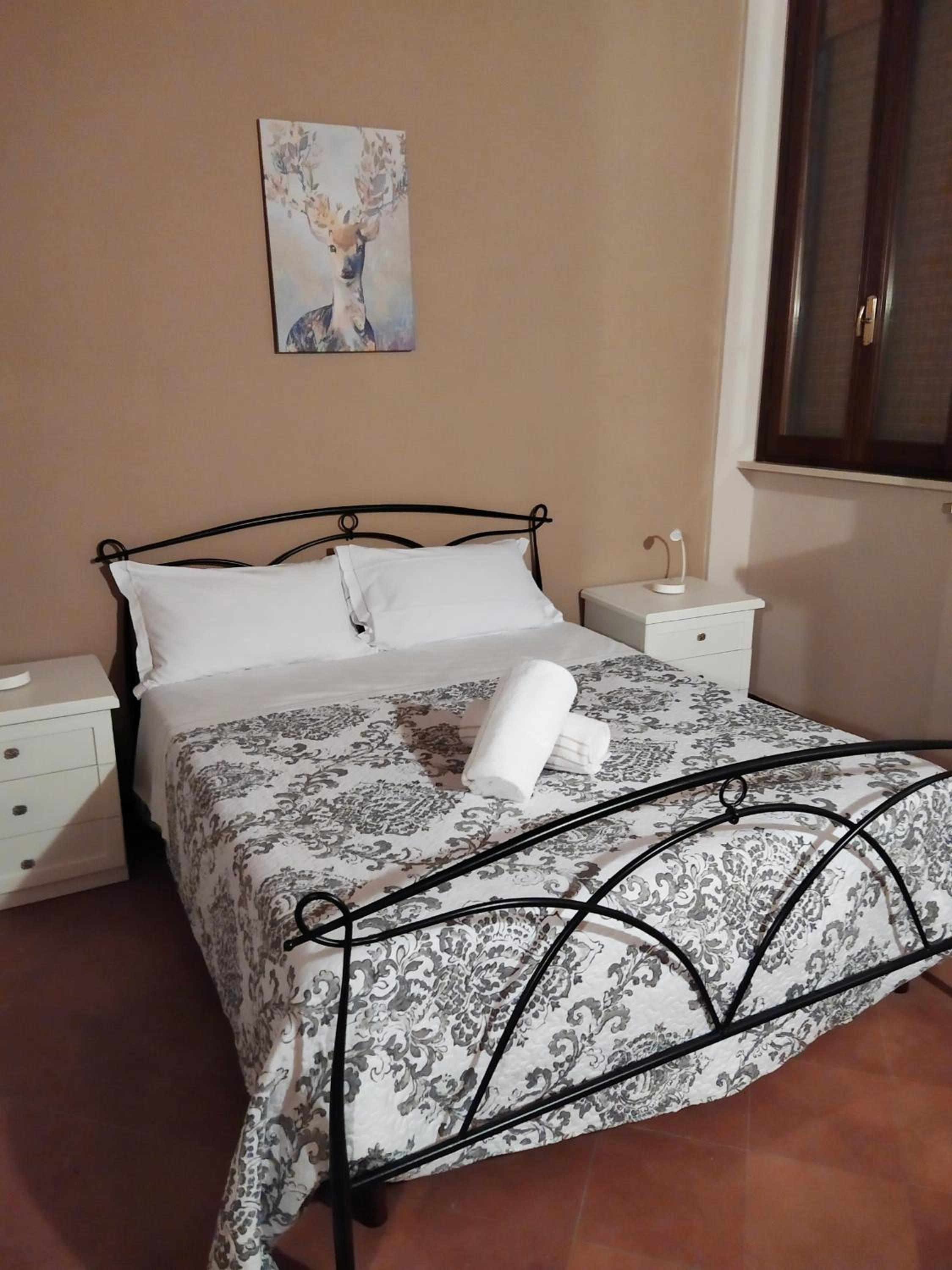 Deluxe Room - Photo 4