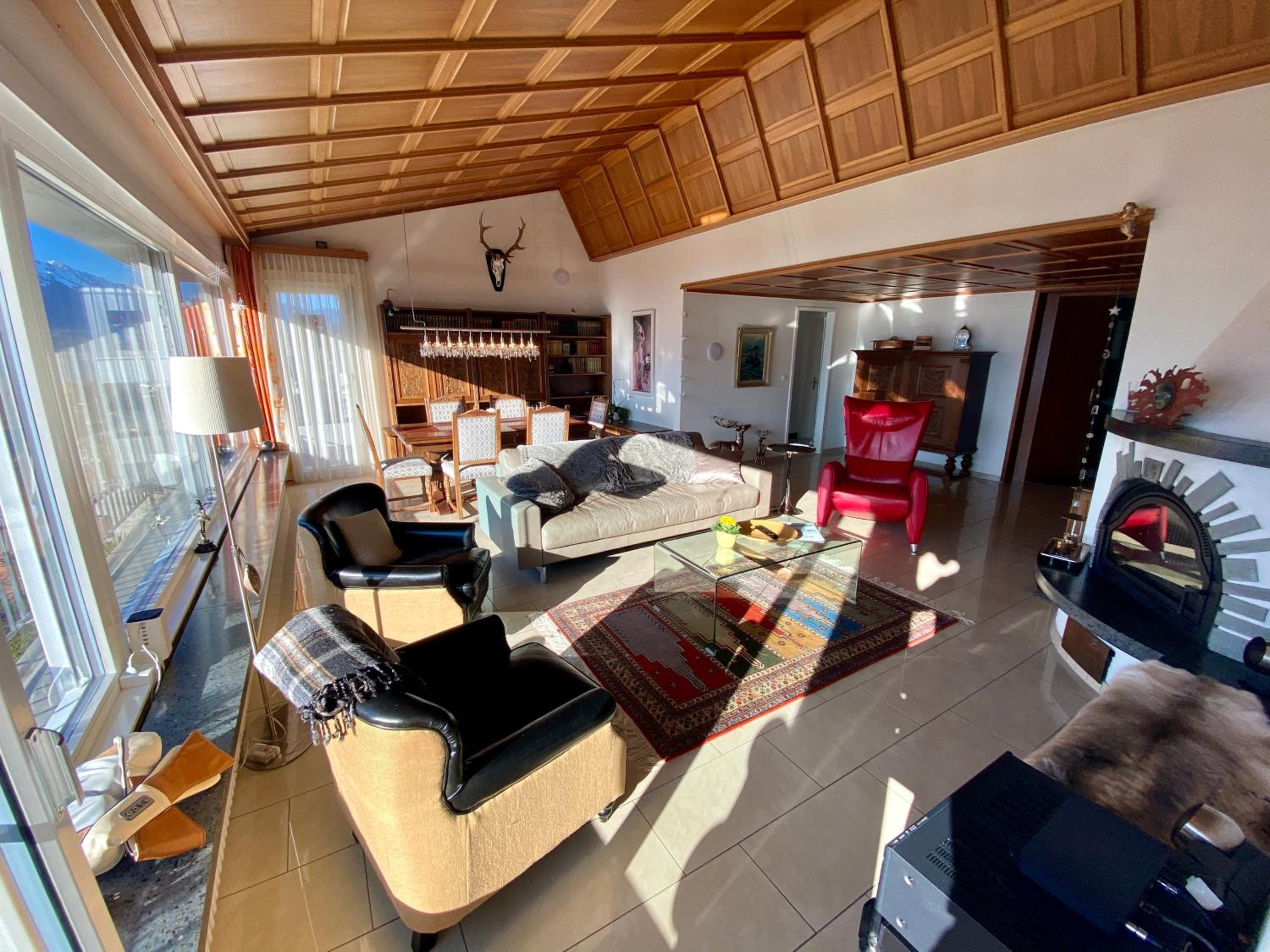 Deluxe Apartment with Lake View - Photo 32