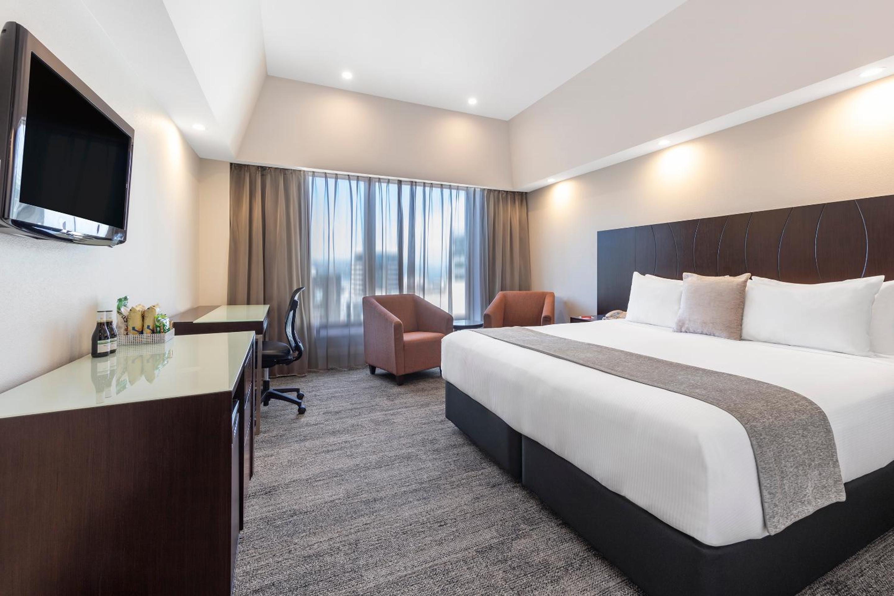 Newly Refurbished -  Executive King Room - Photo 1