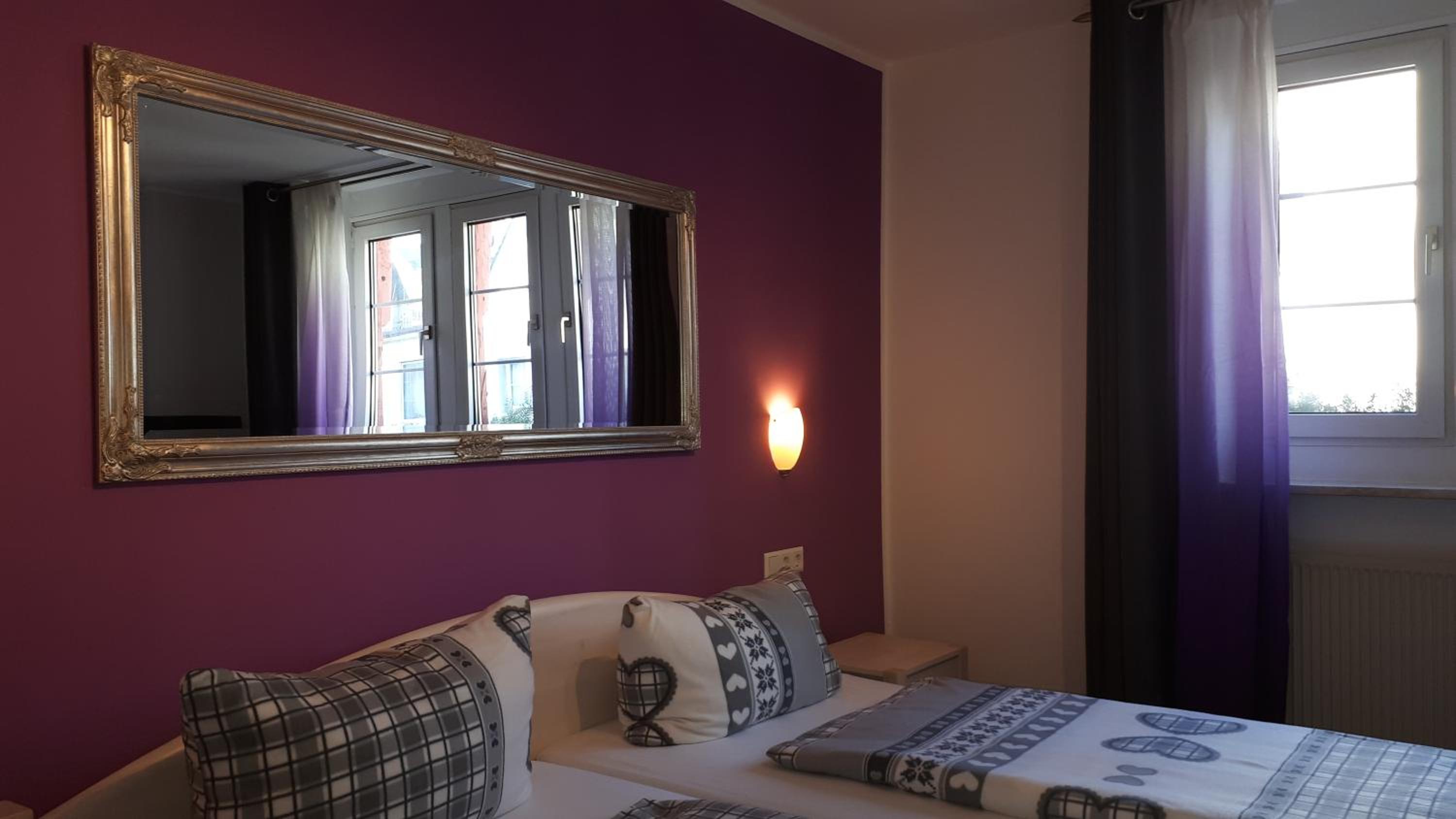 Economy Double Room photo 1