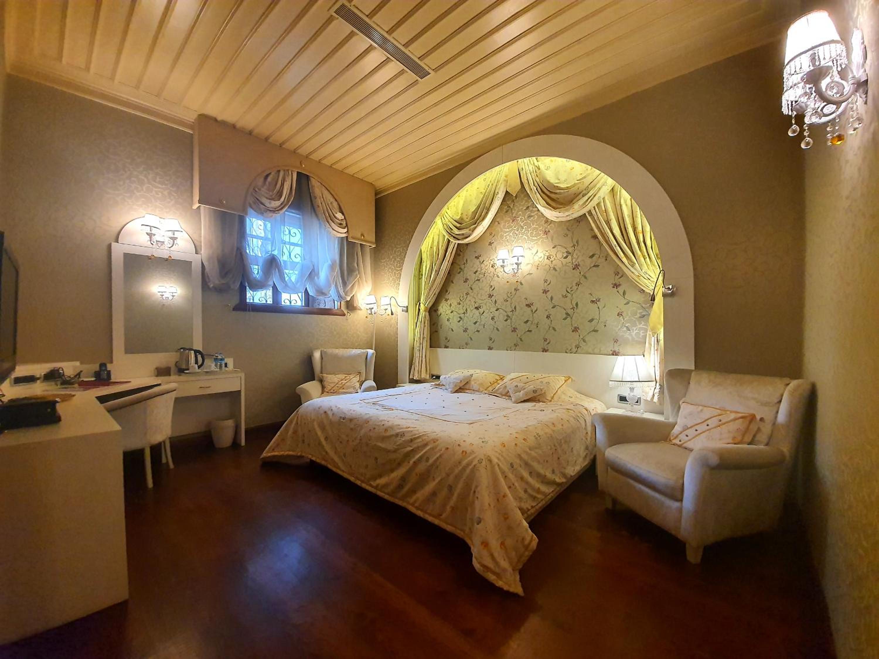 Sultan Suite