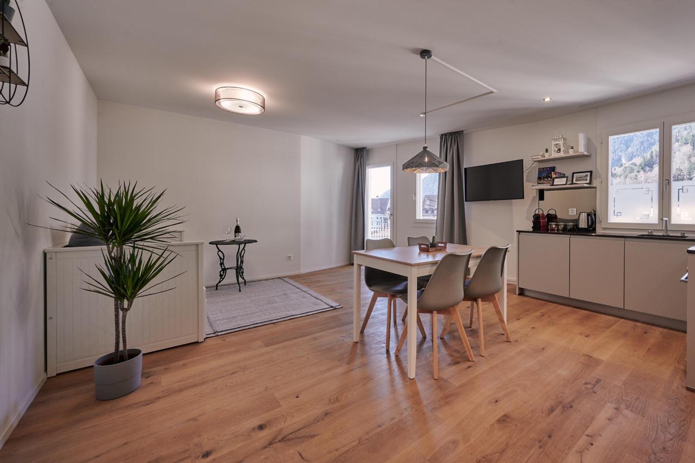 One-Bedroom Apartment - Photo 25