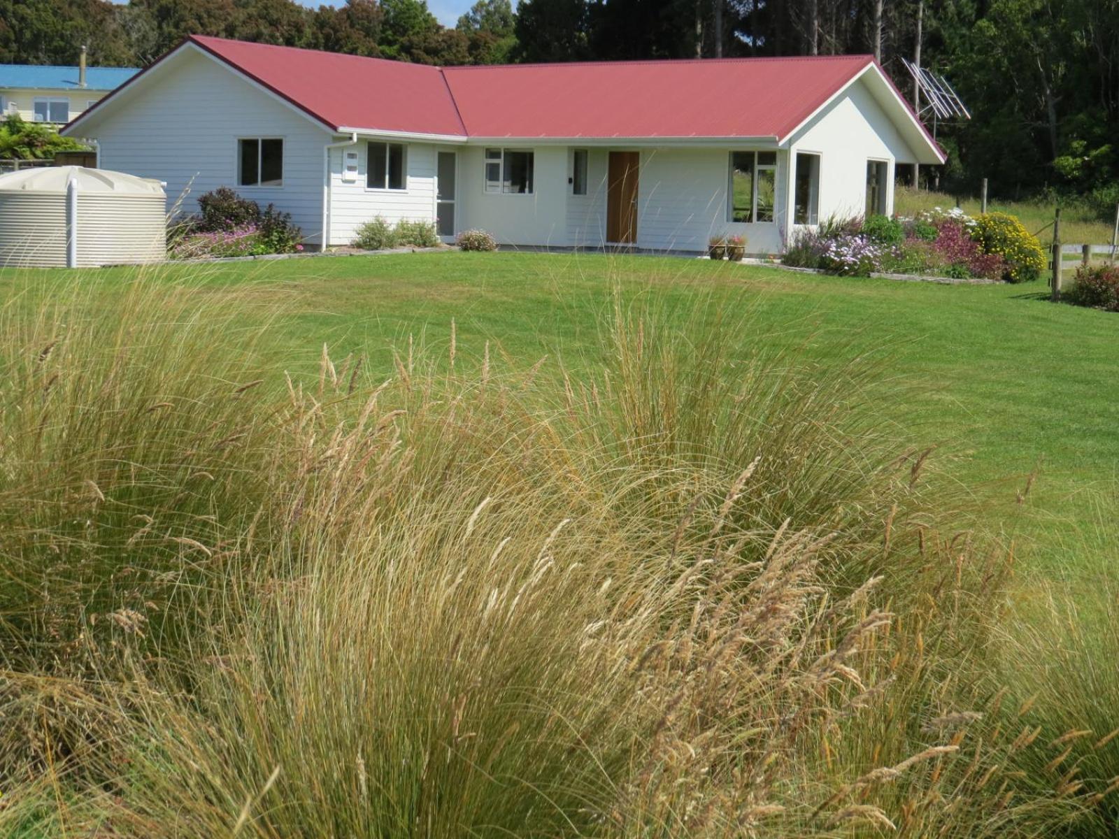 Three-Bedroom House - Photo 14