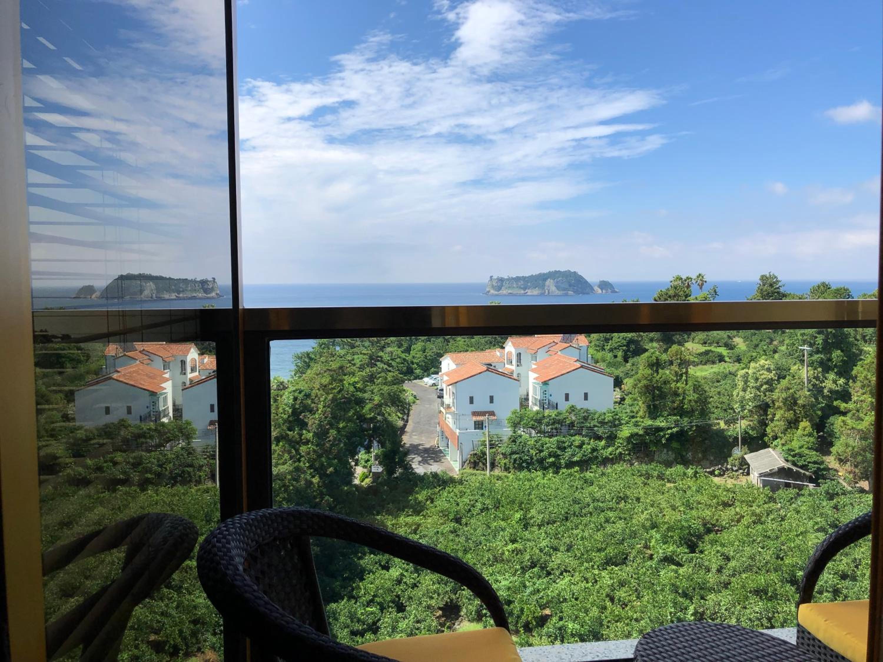 Ocean View Super King - Photo 2