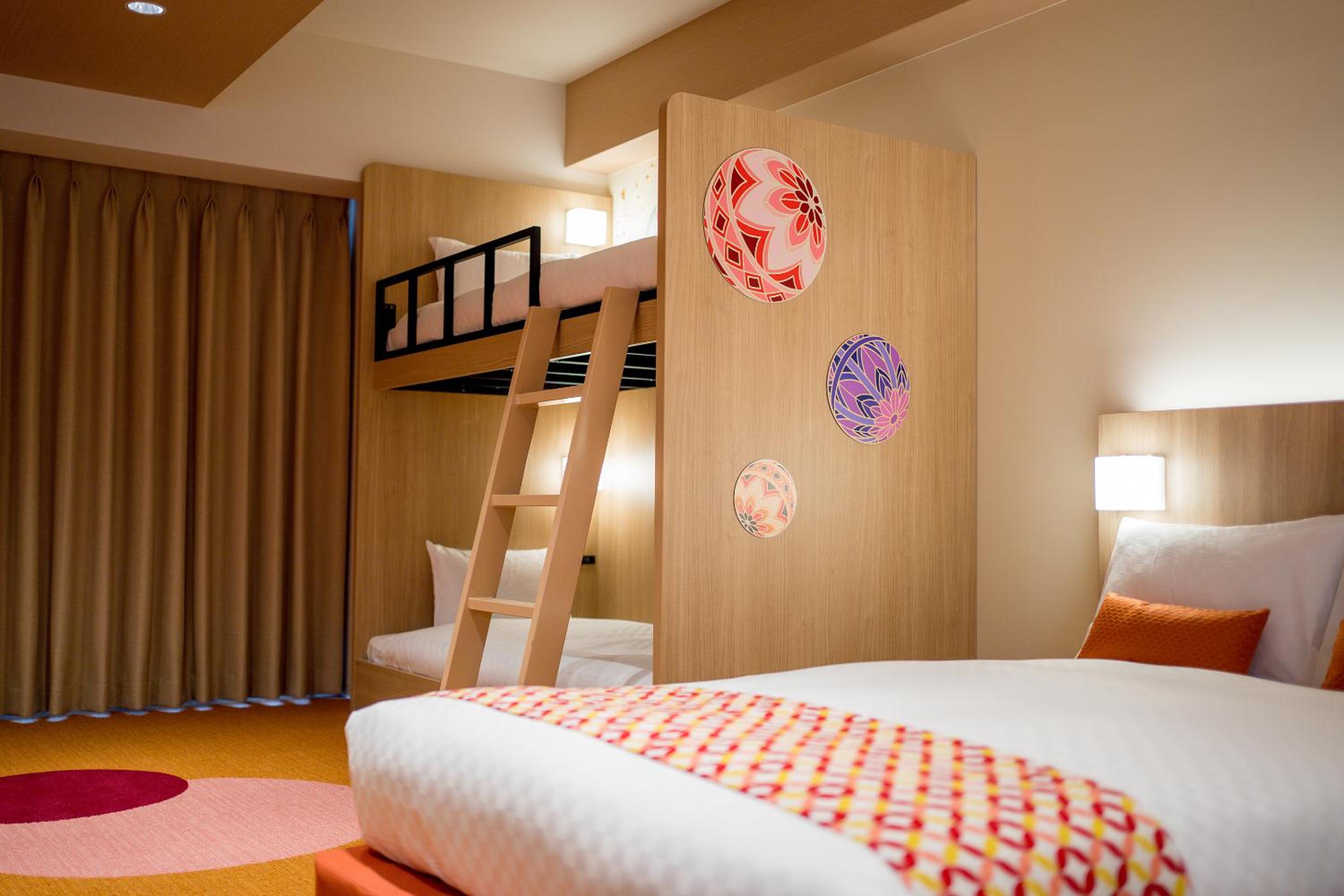 Twin Bed with Bunk Bed - Photo 24