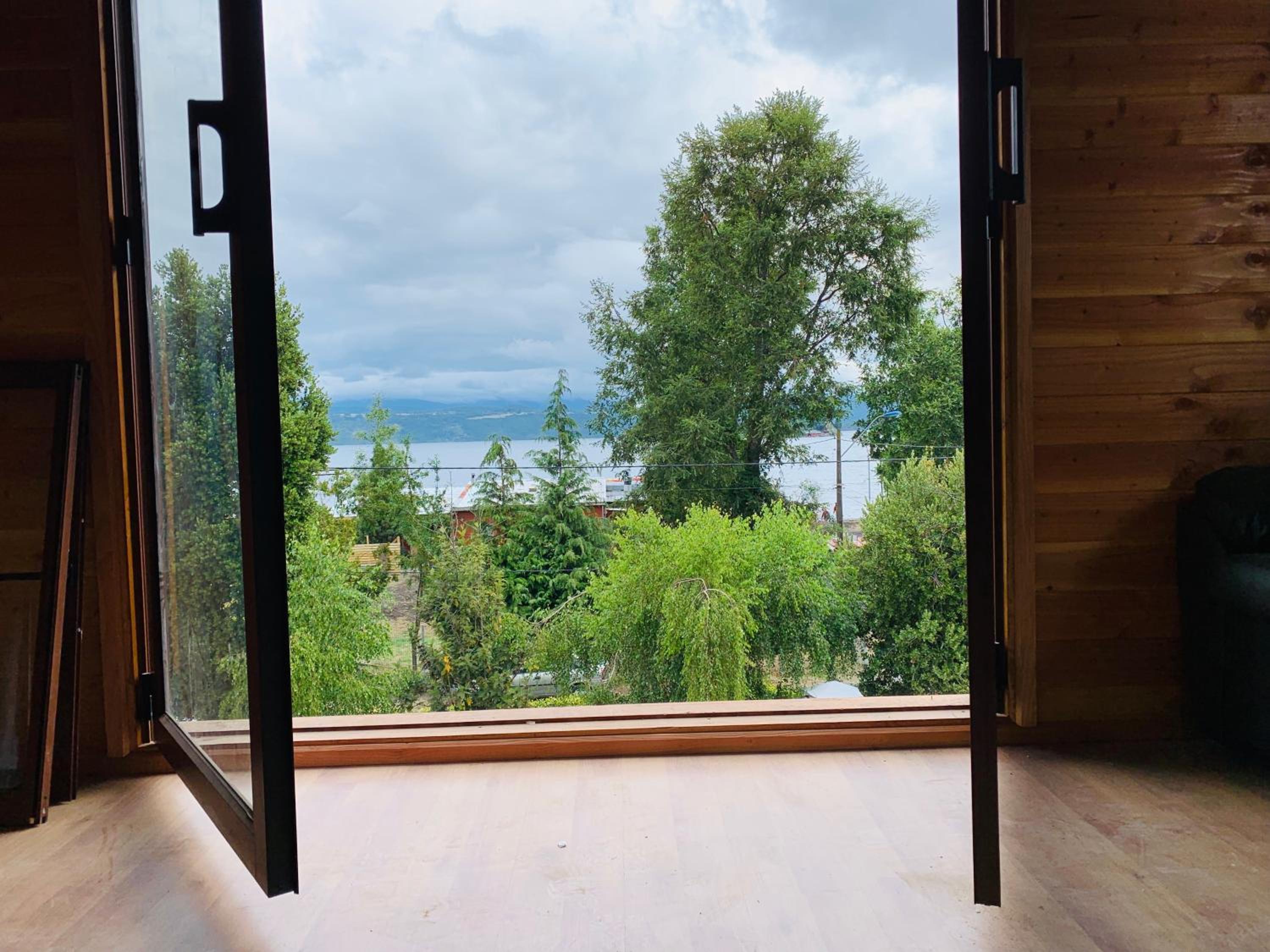 Apartment with Lake View photo 1