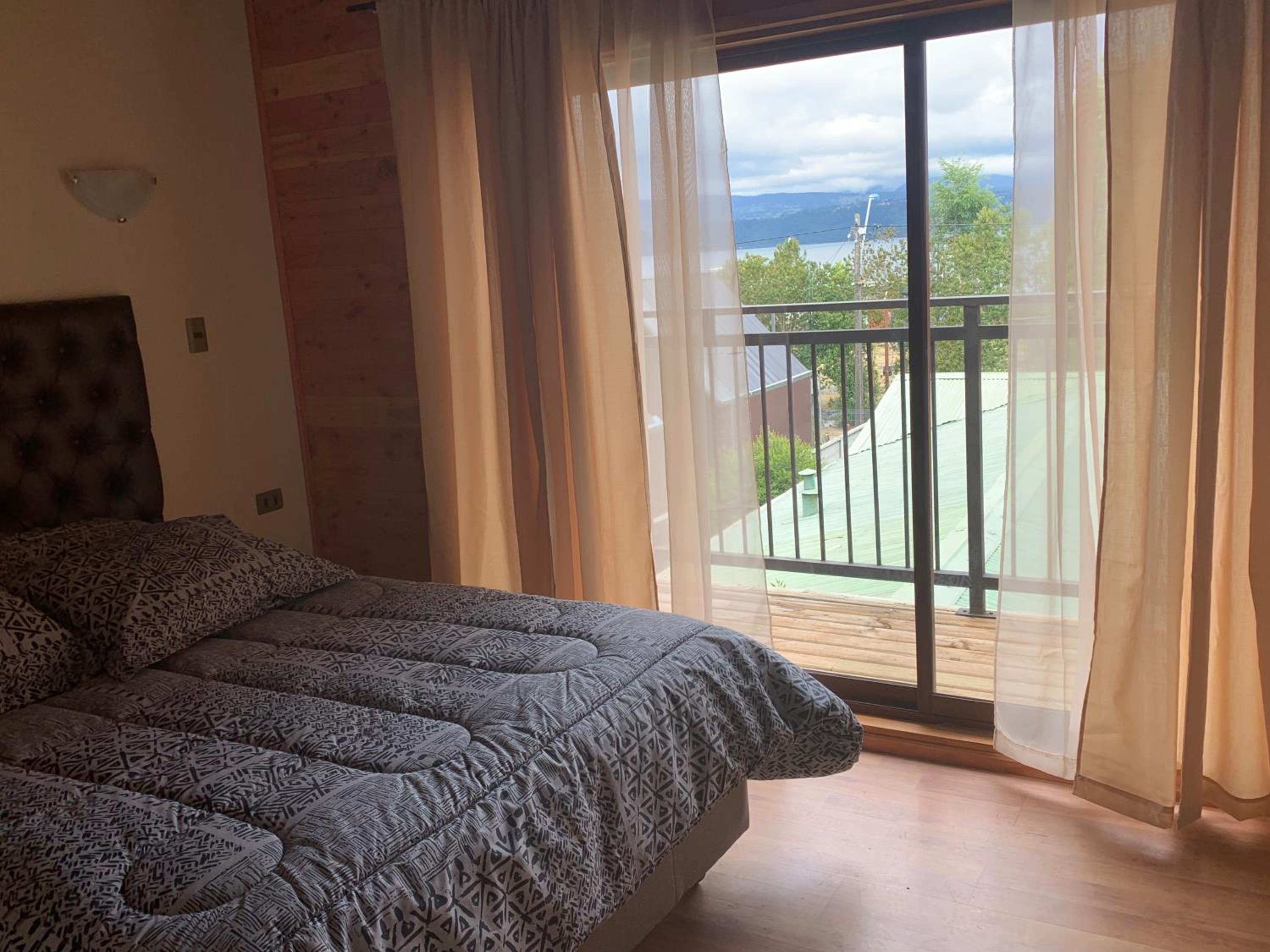 Apartment with Lake View photo 3