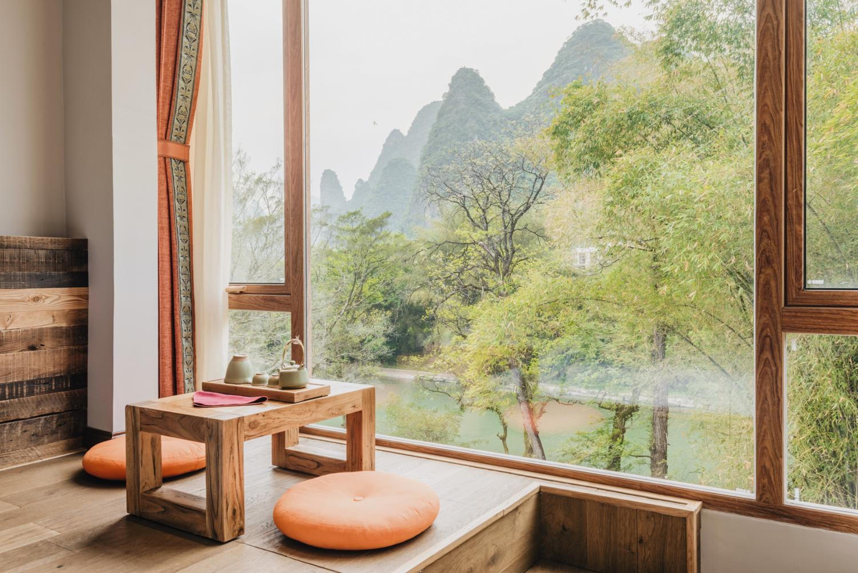 Deluxe Family Queen Room with River View