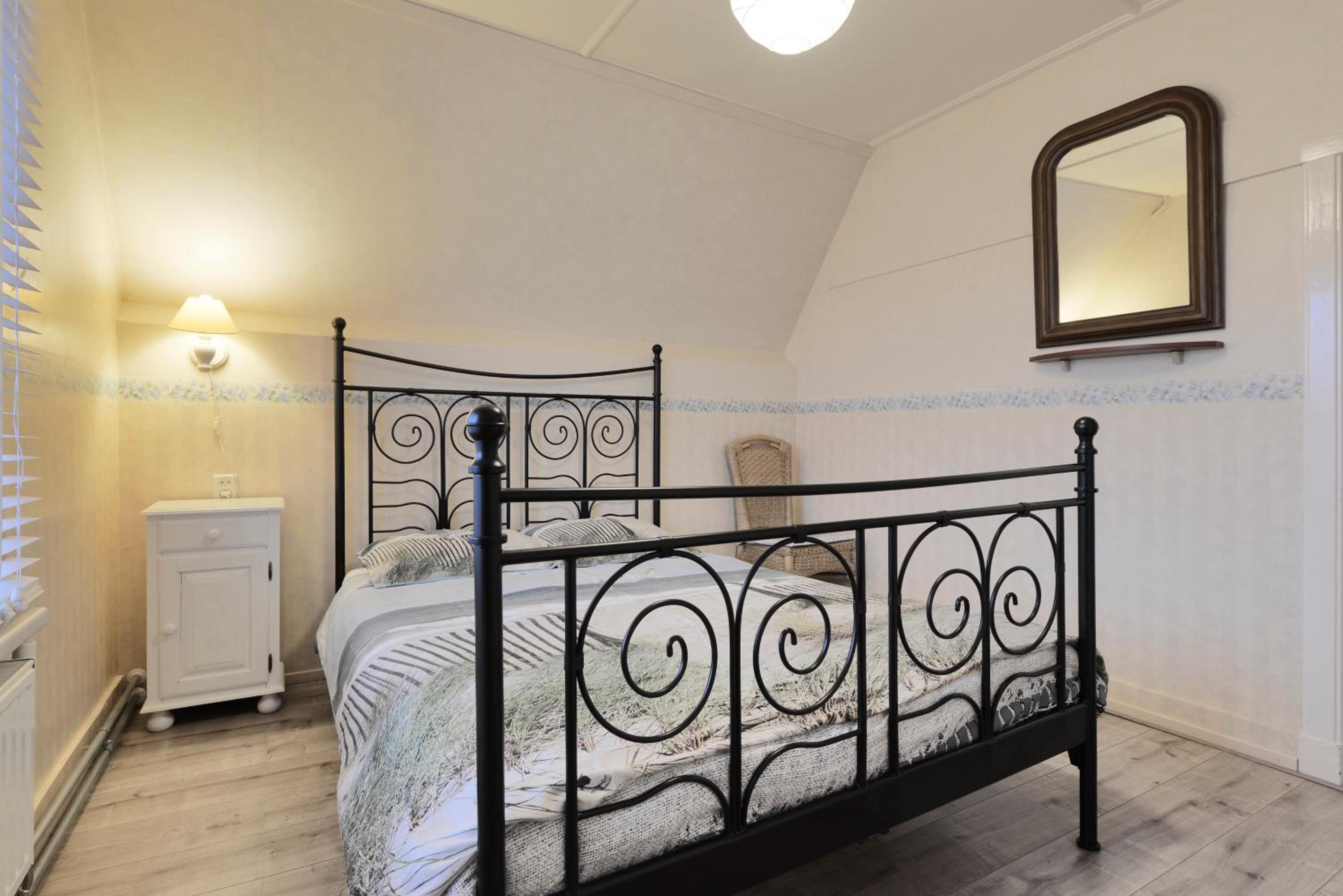 Three-Bedroom Apartment photo 1