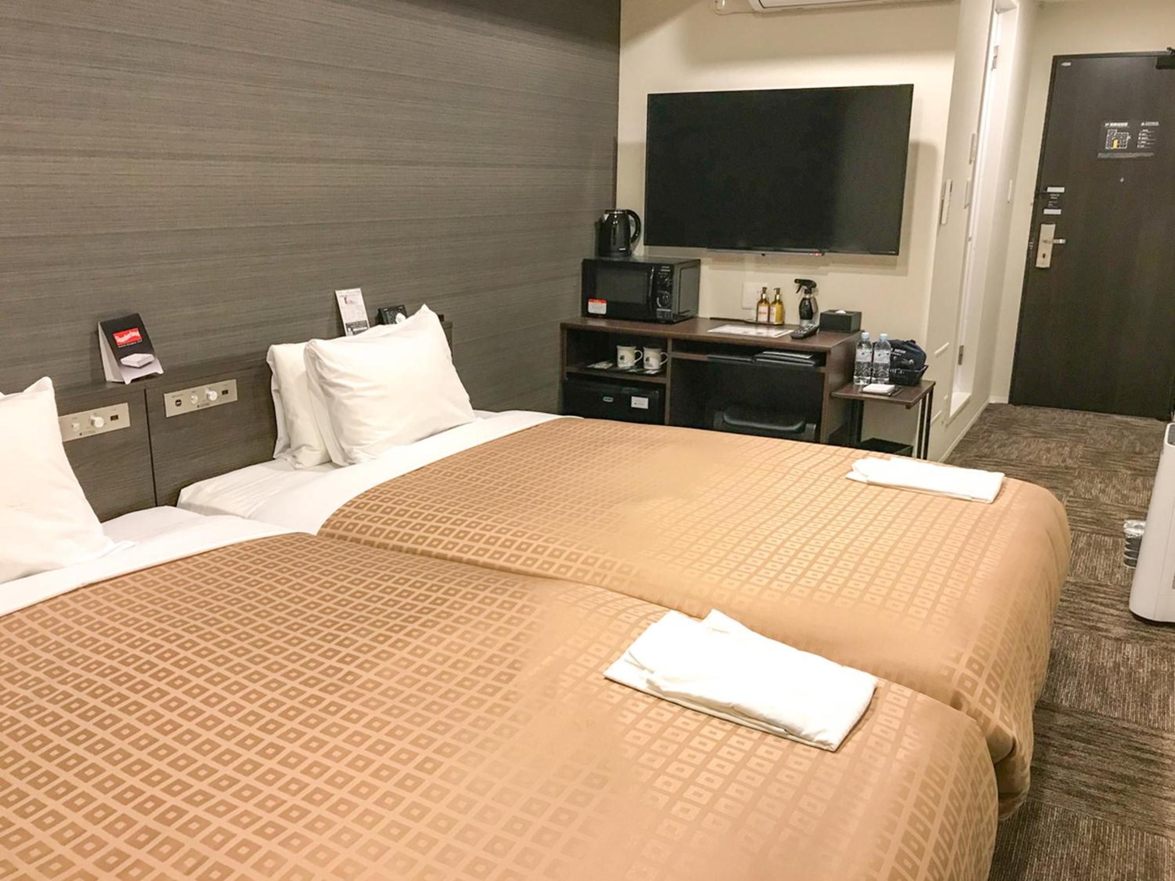 Twin Room - Non-Smoking - Photo 1