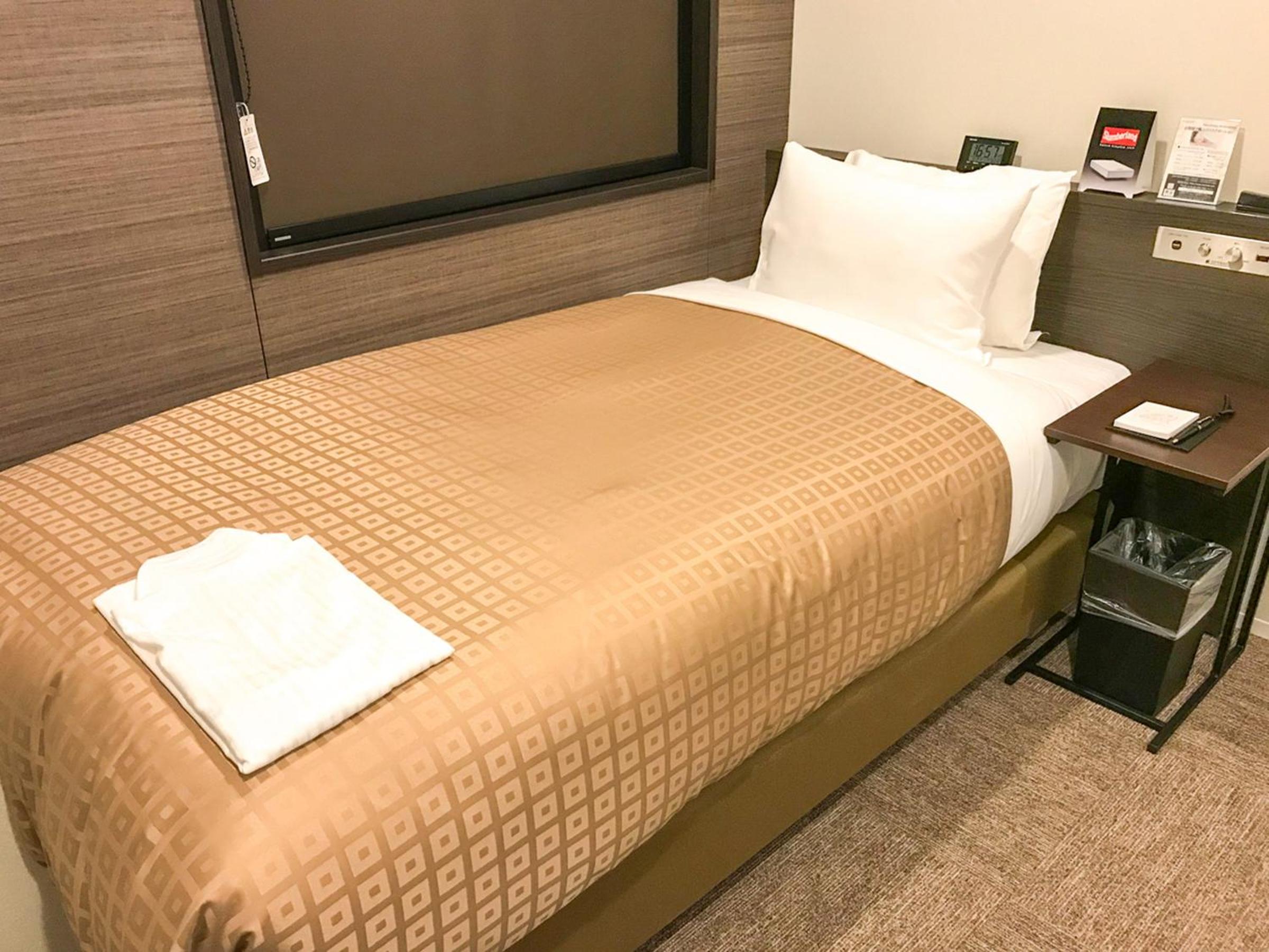 Single Room - Non-Smoking - Photo 6