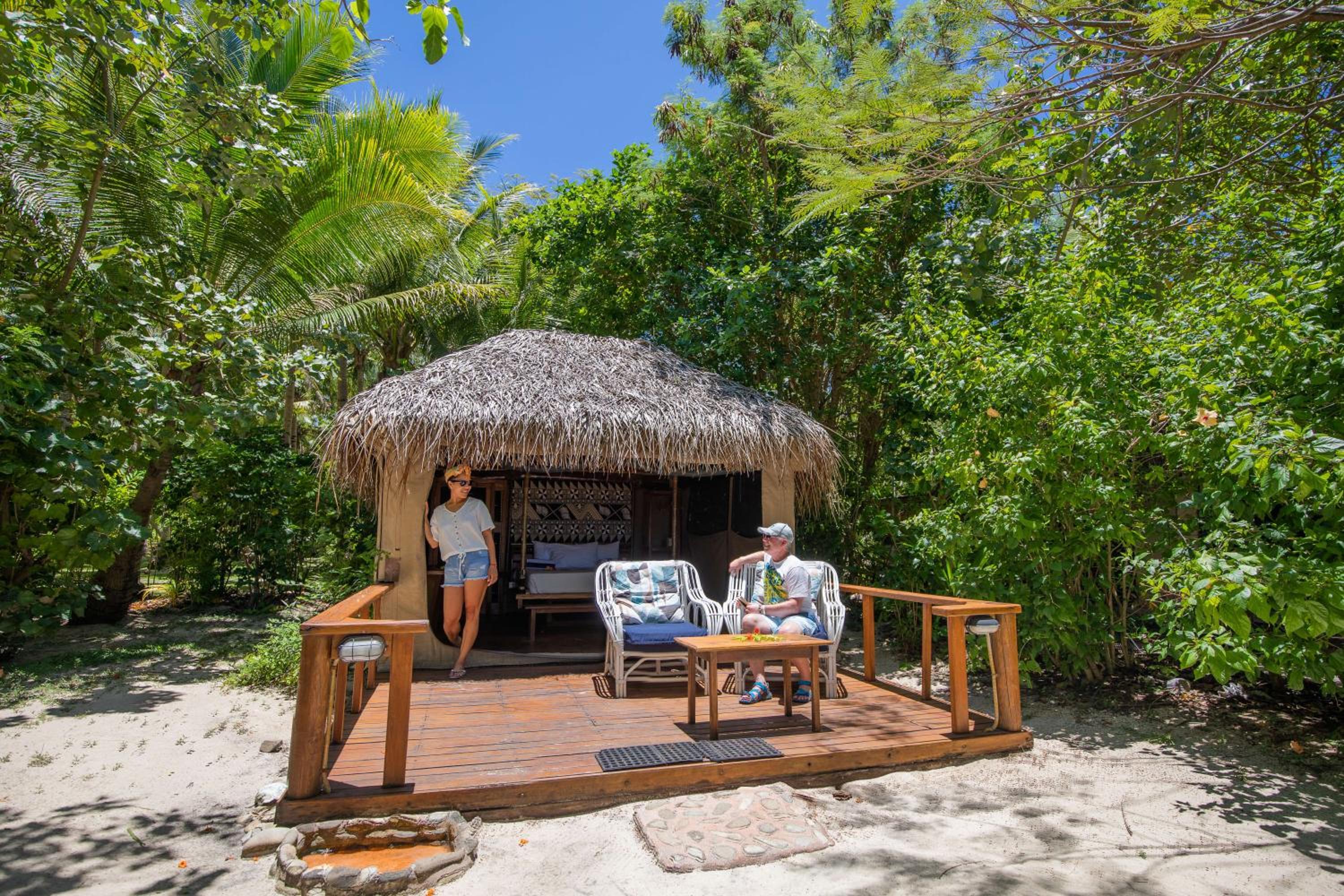 Beachfront Adi (Queen) Bure photo 12