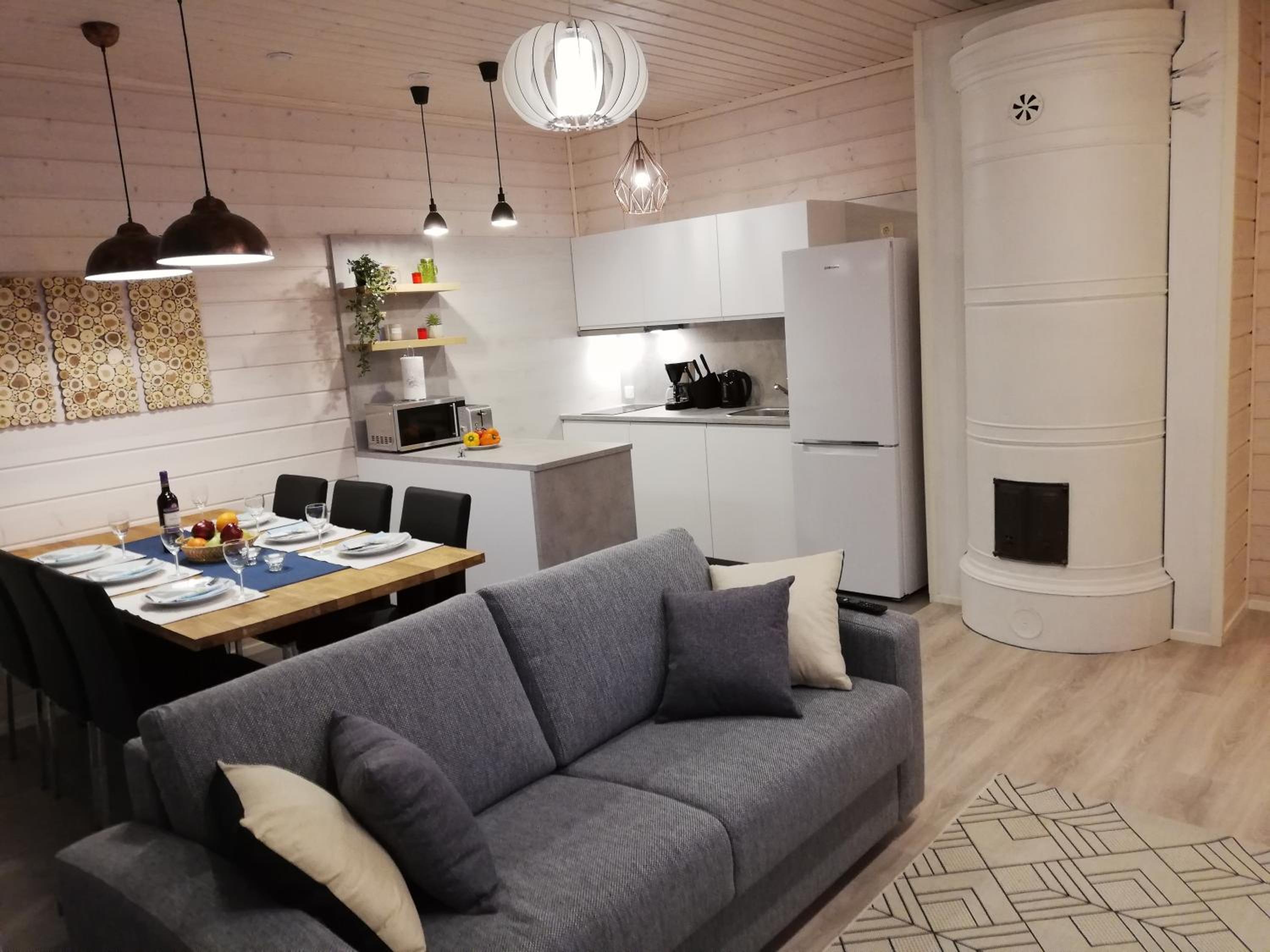 Two-Bedroom Apartment - Photo 7
