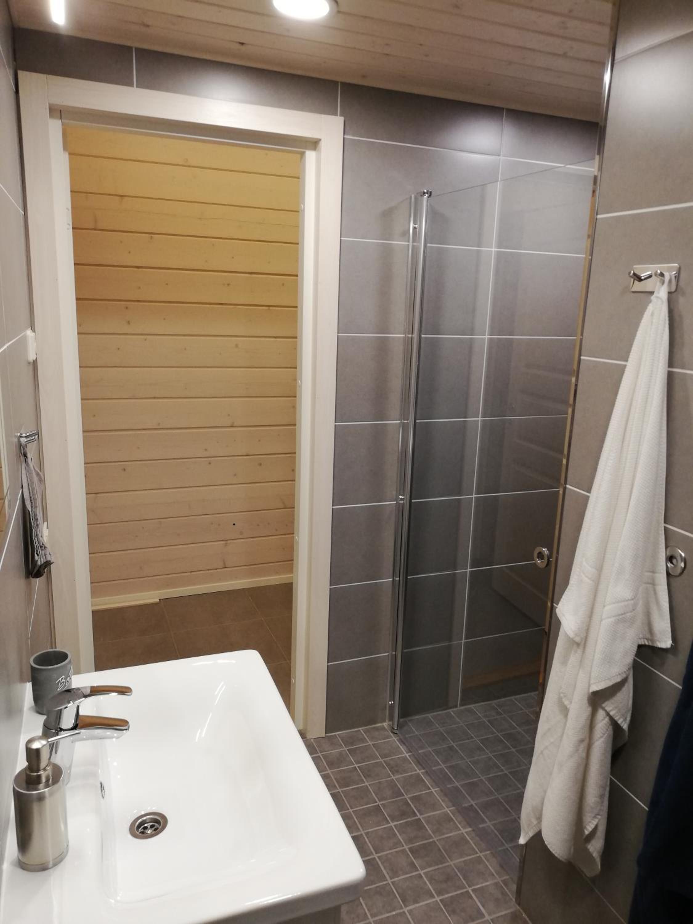 Two-Bedroom Apartment - Photo 3