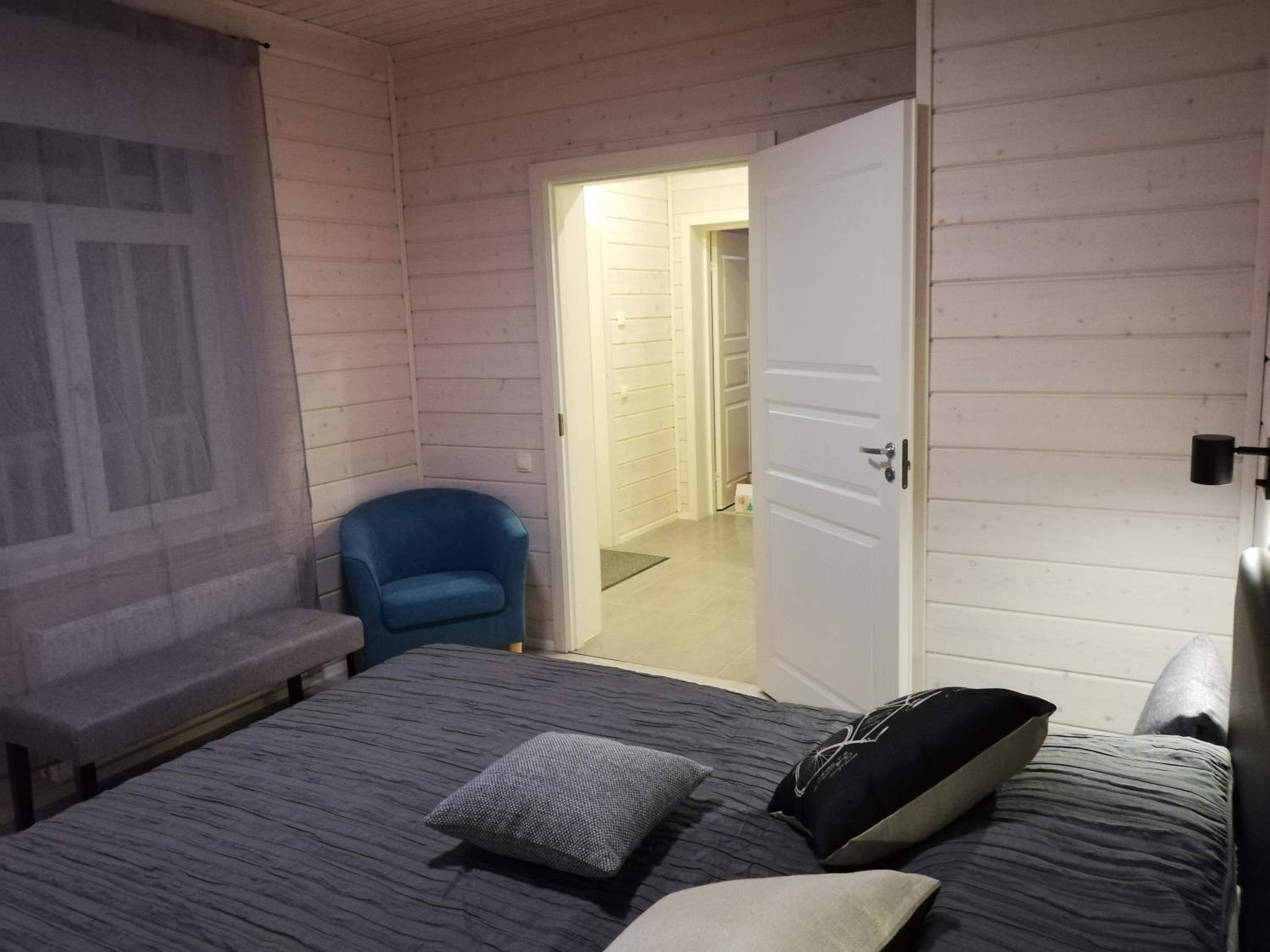 Two-Bedroom Apartment - Photo 11
