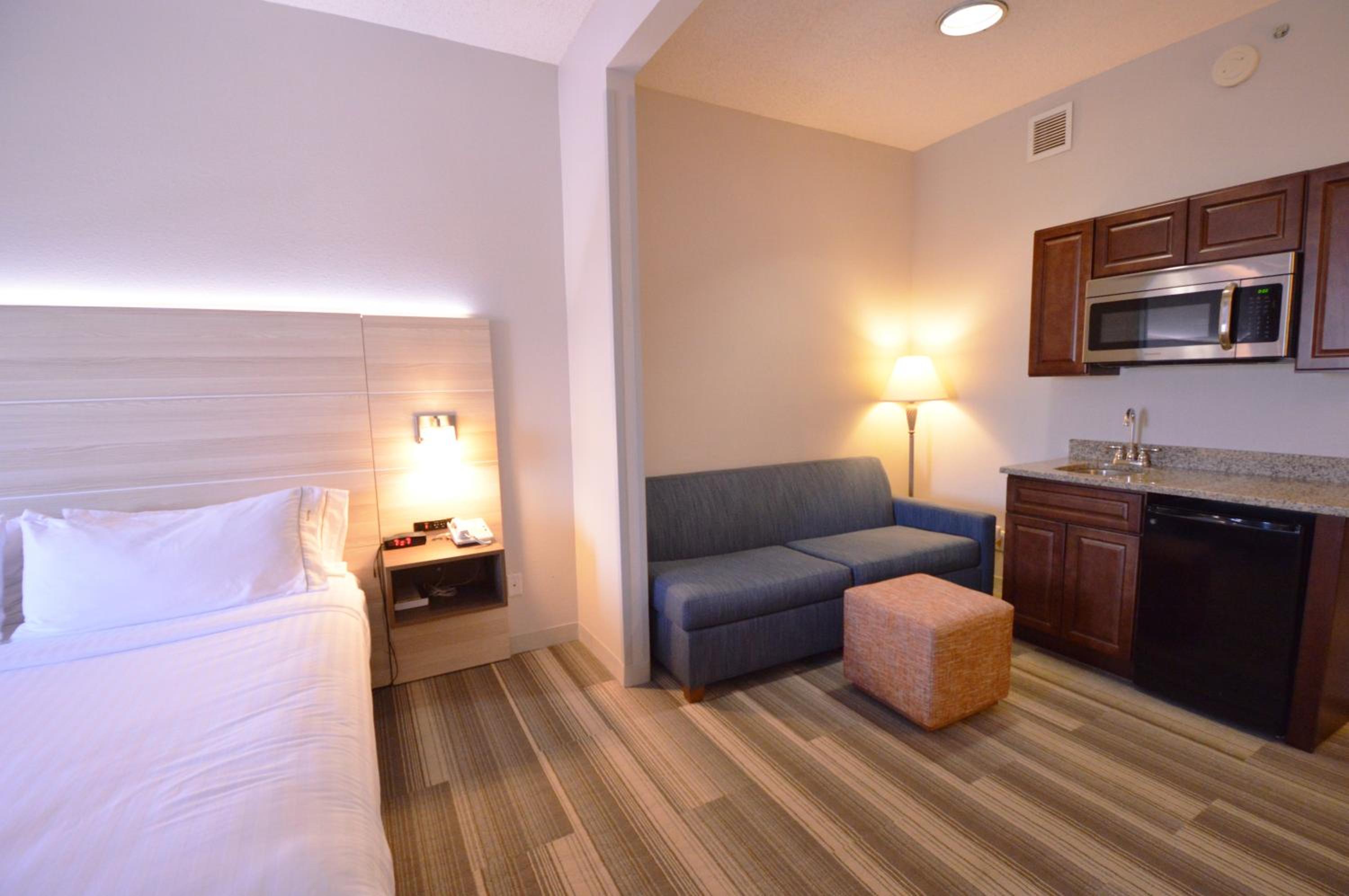King Suite - Photo 4