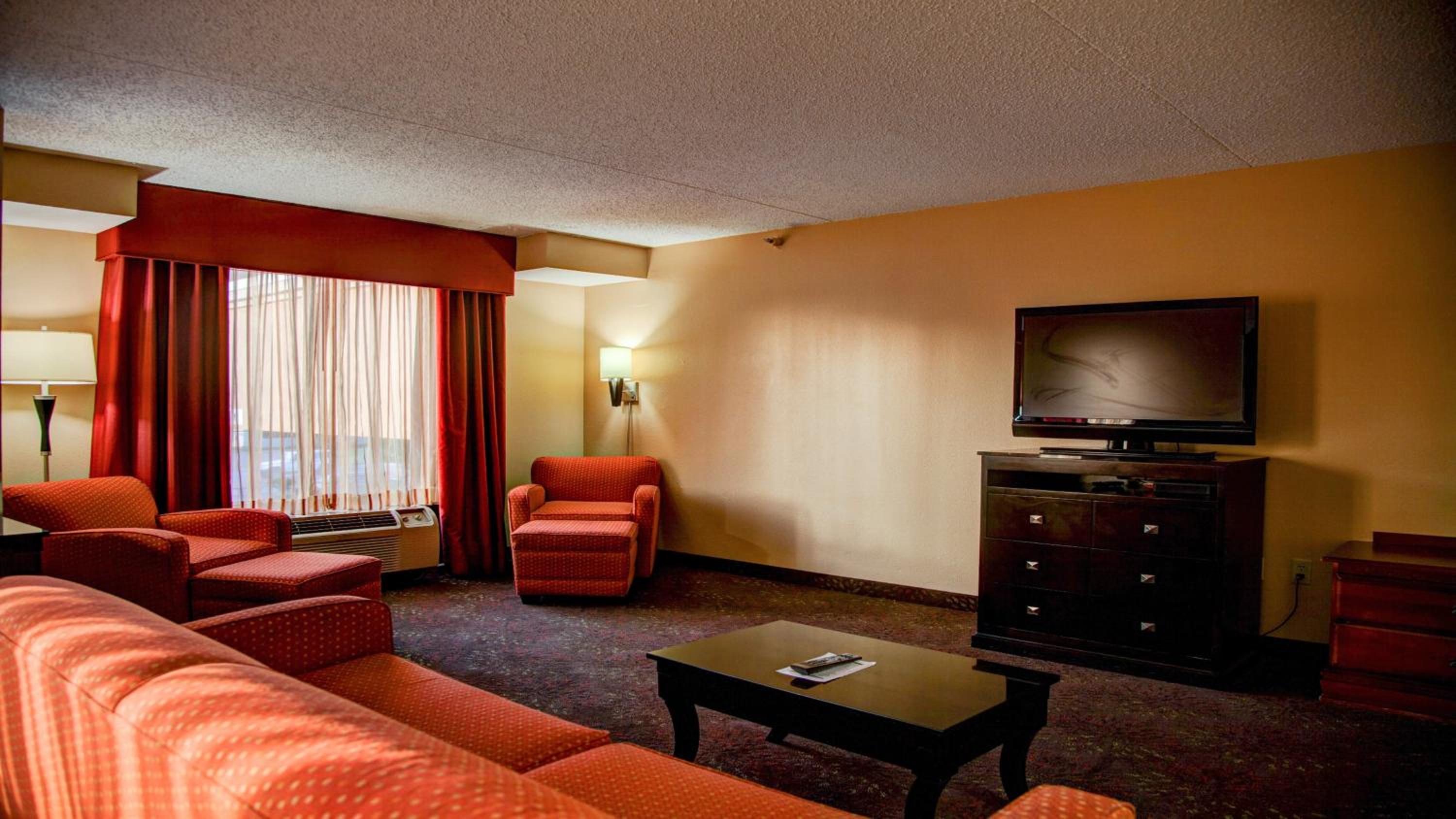 King Suite - Photo 2