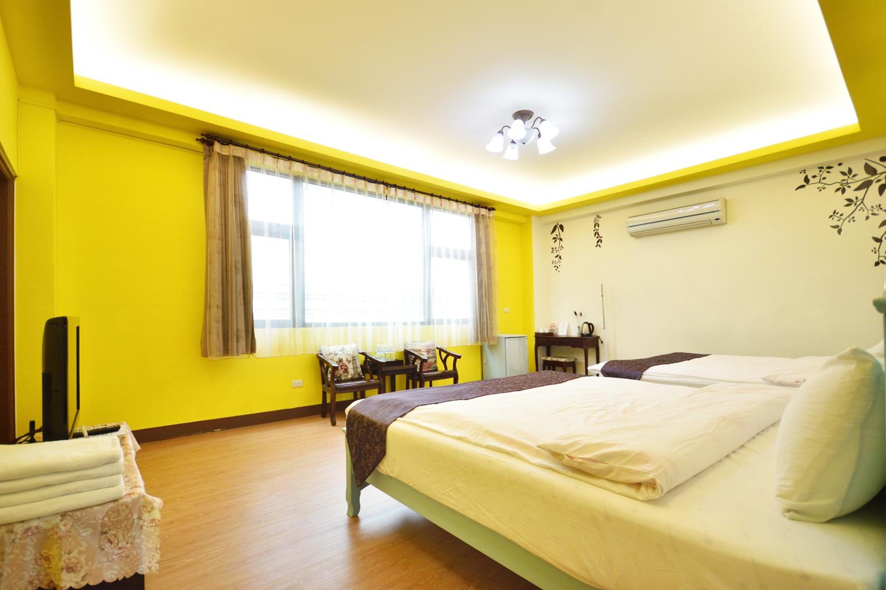 Large Quadruple Room photo 1