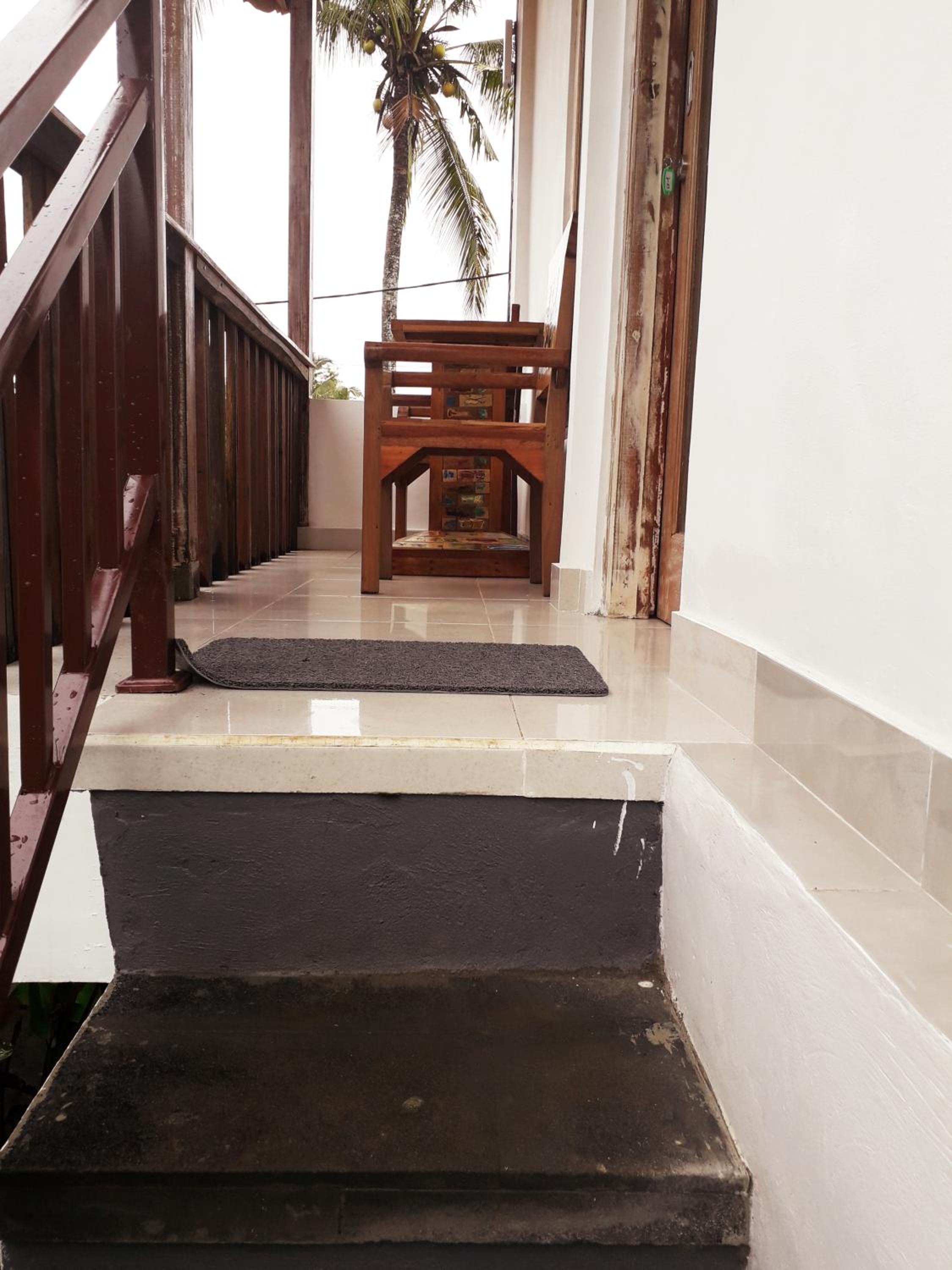 Suite with Balcony - Photo 11