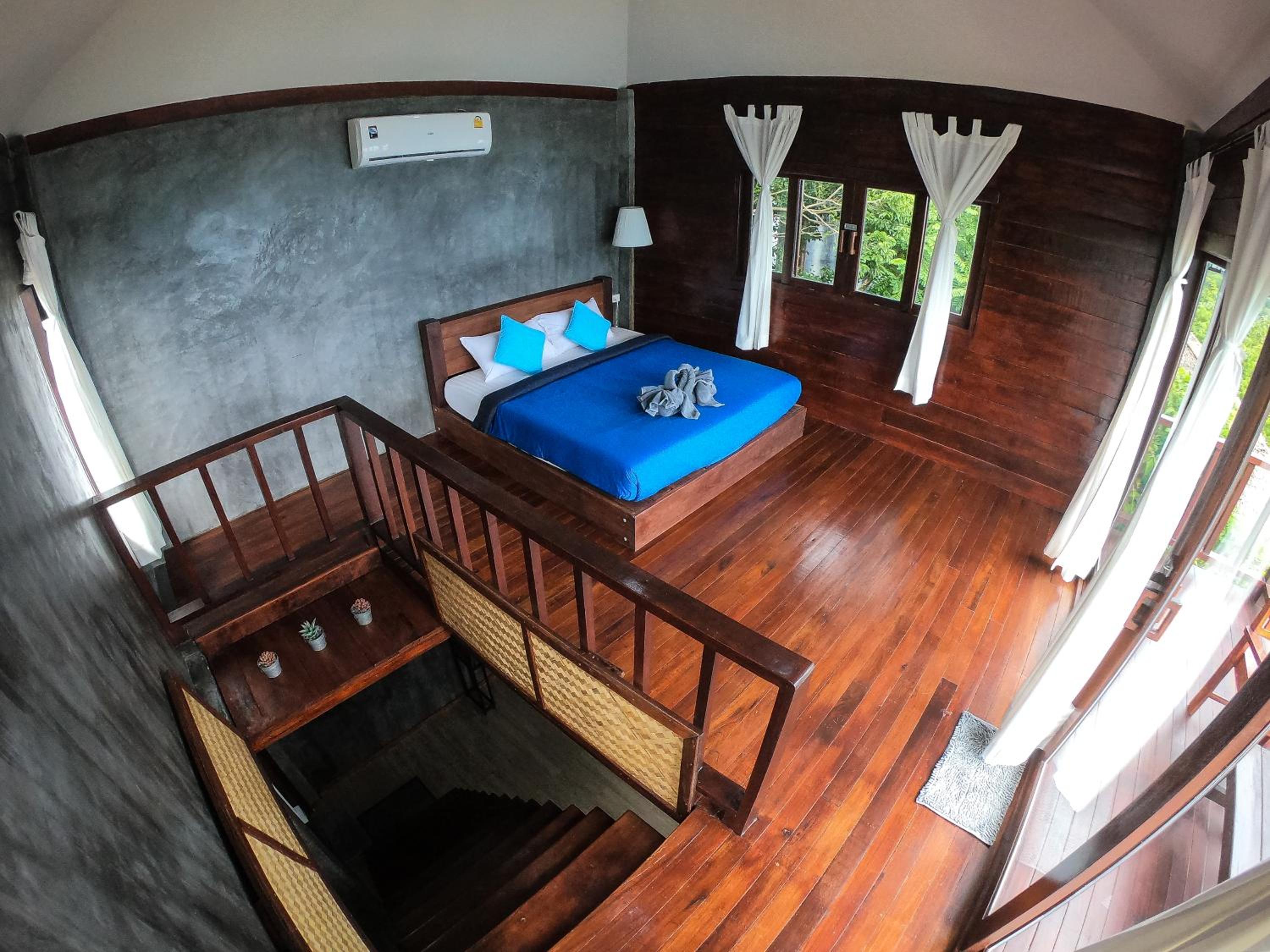 Master Duplex Sea View Bungalow with Balcony photo 1