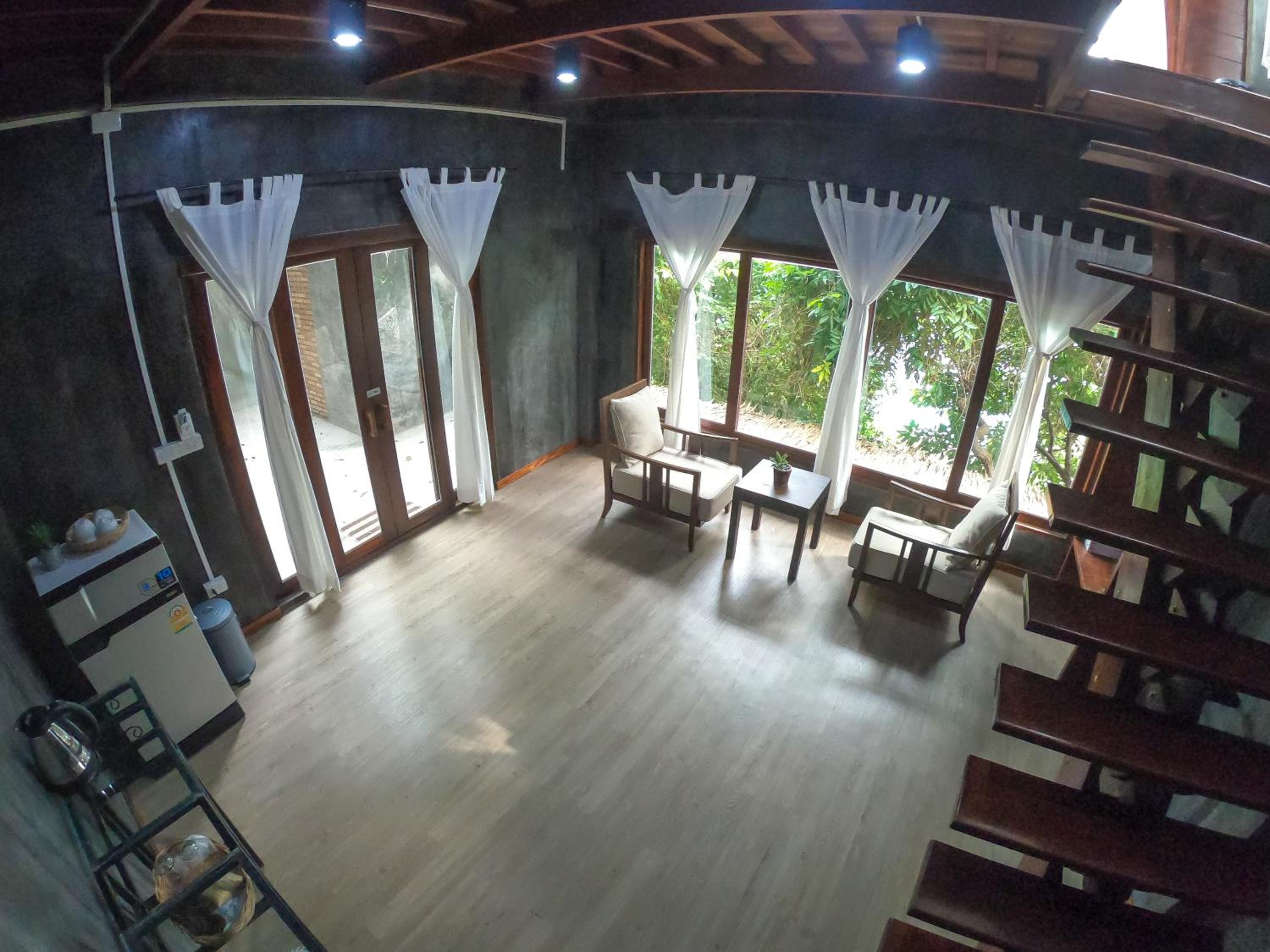 Master Duplex Sea View Bungalow with Balcony photo 2