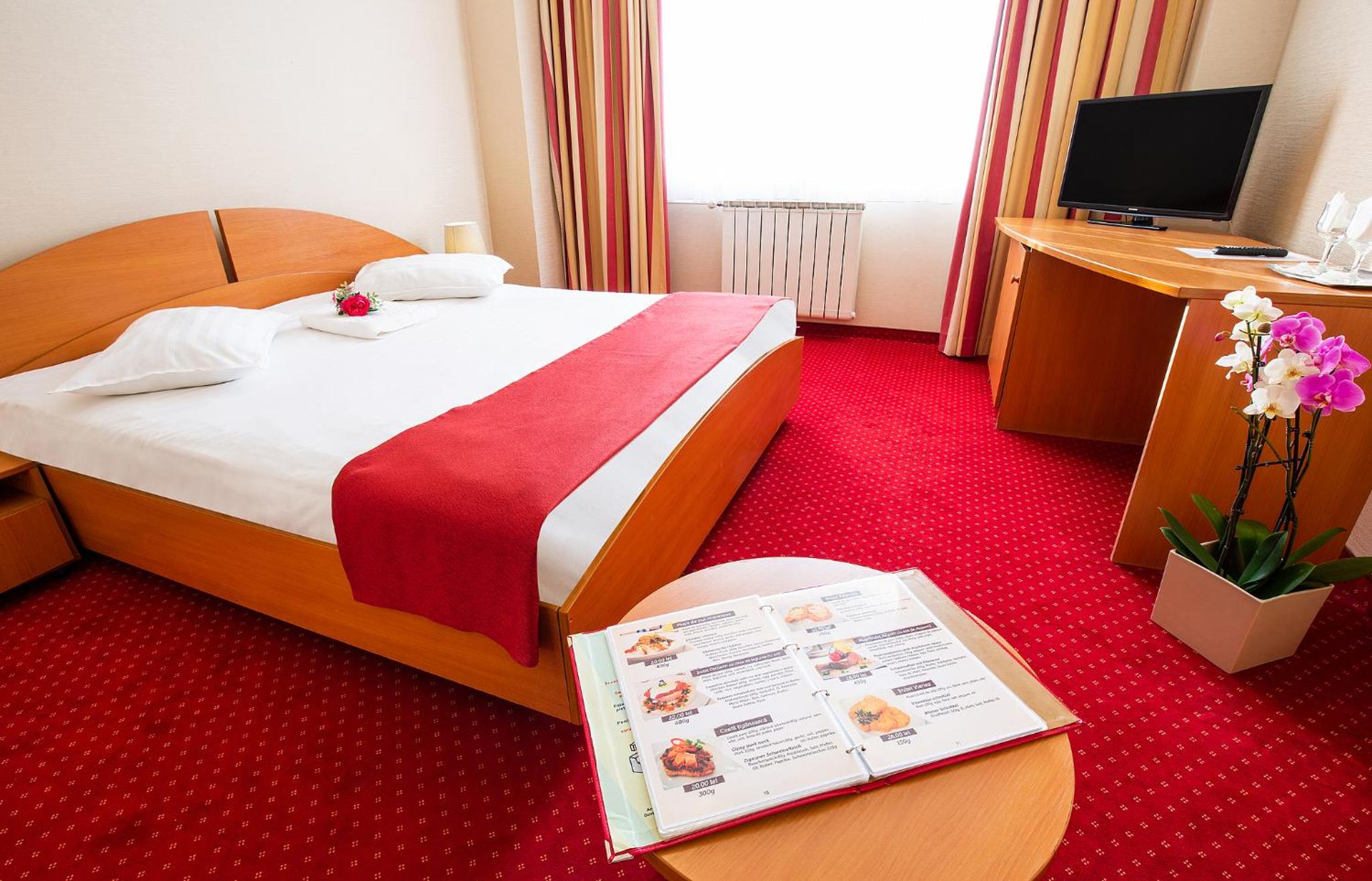 Standard Double Room - Photo 2