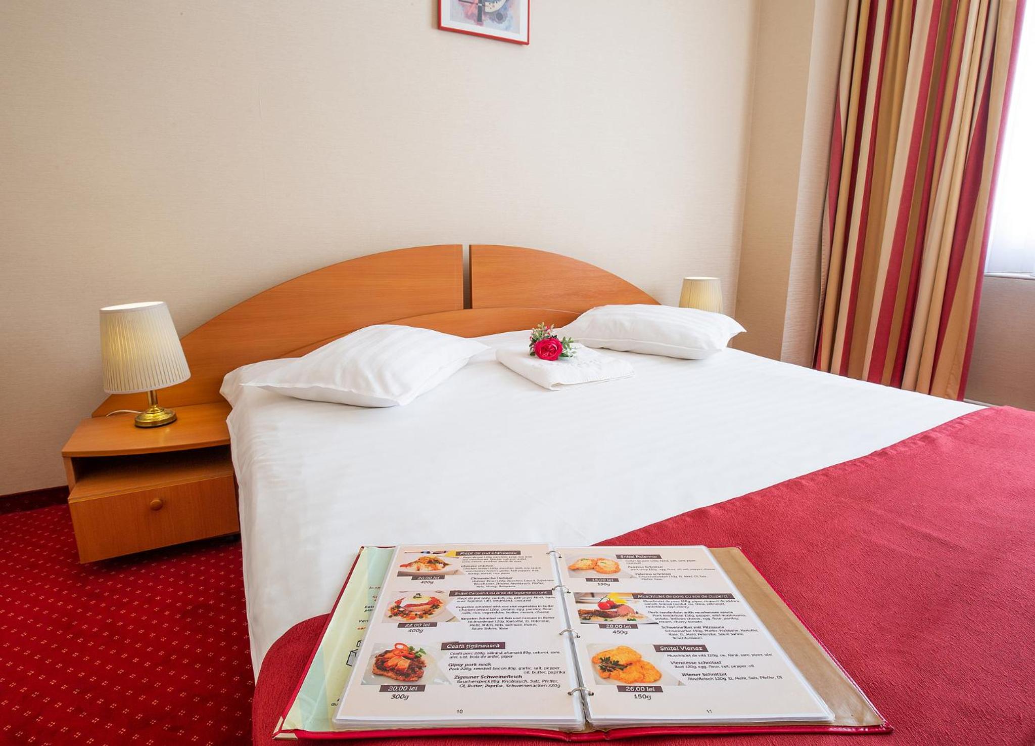 Standard Double Room - Photo 3