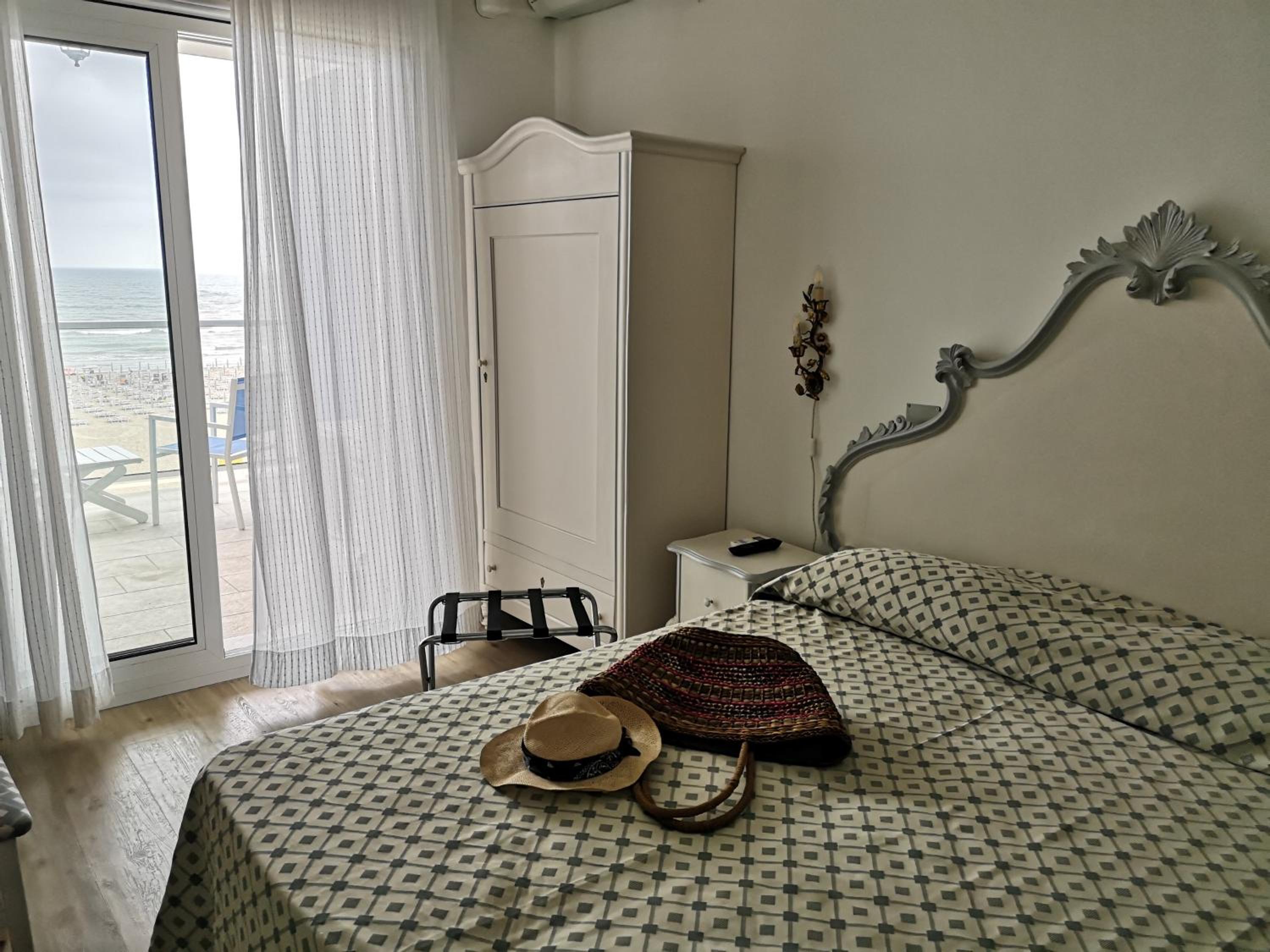 Quadruple Room with Sea View photo 1
