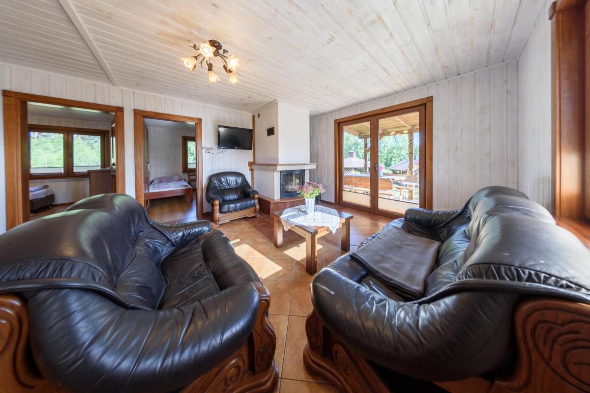 Two-Bedroom Cottage photo 3