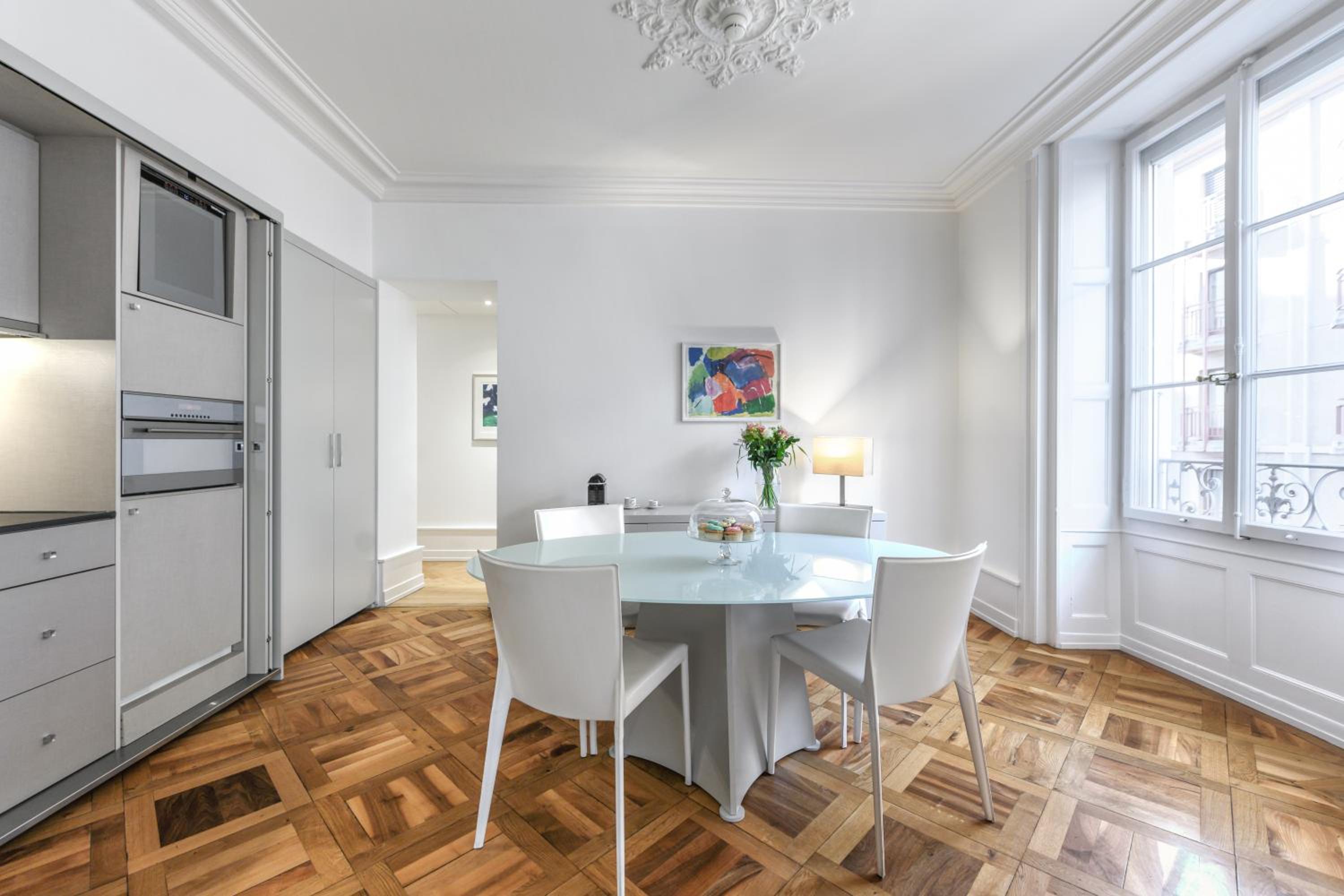 Two-Bedroom Apartment - Air-conditioned - 100 sqm