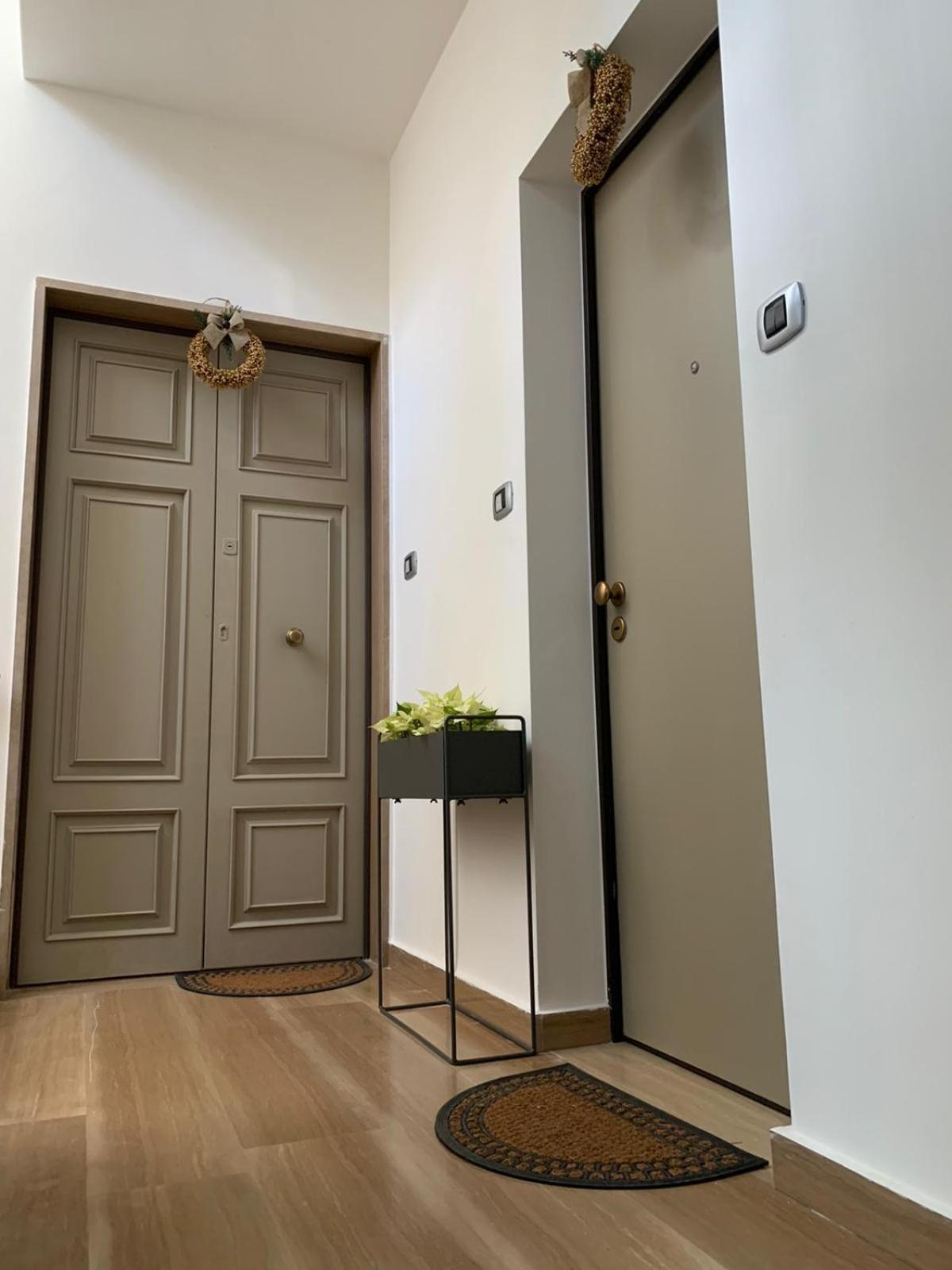 Junior Suite with Balcony - Photo 21