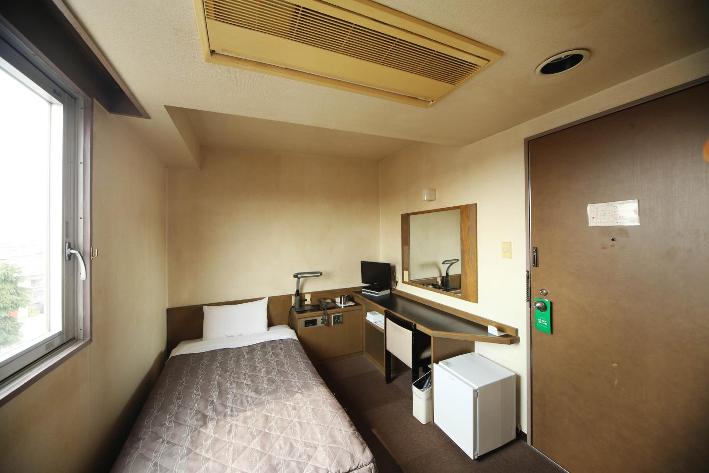 Small Single Room