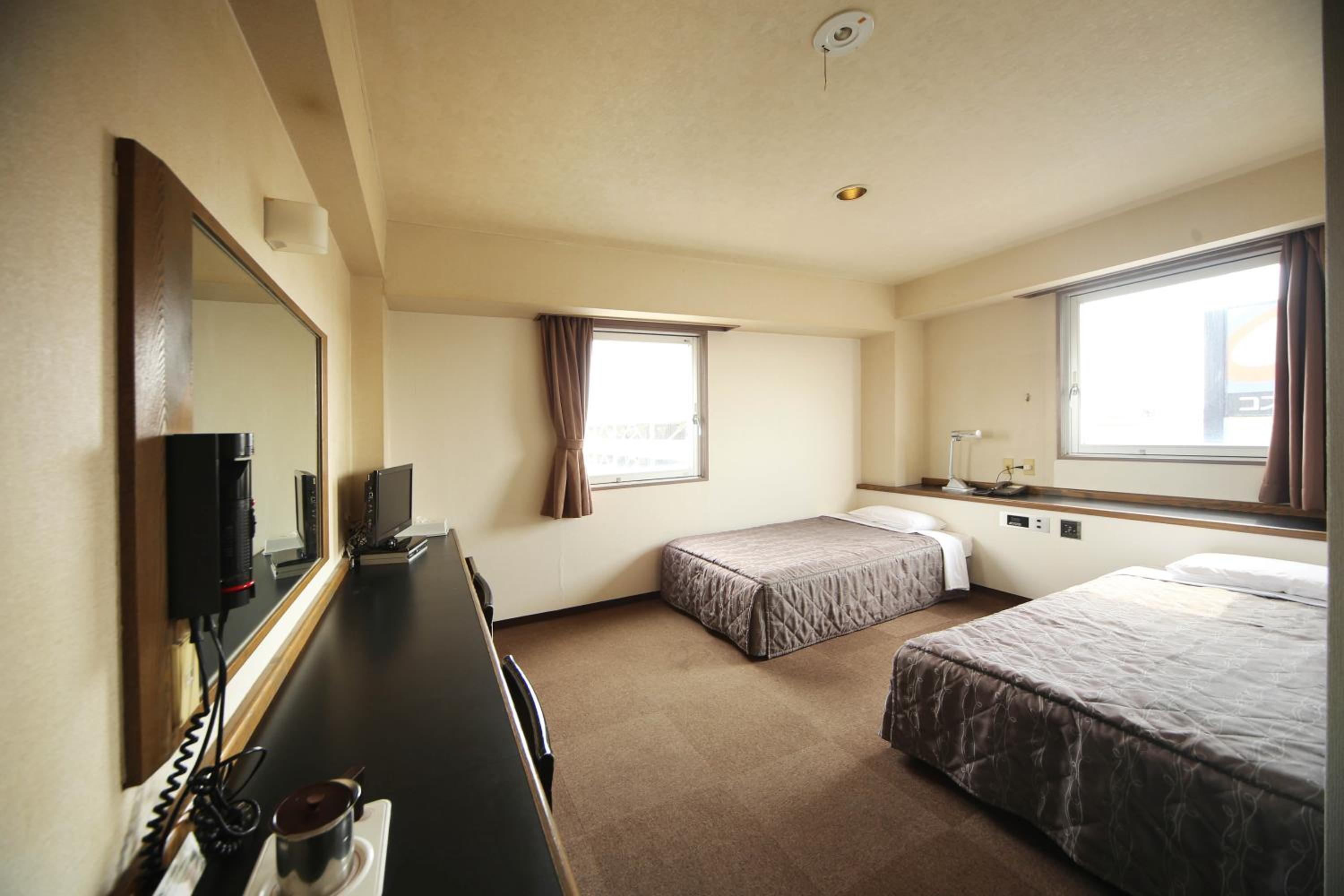 Economy Twin Room