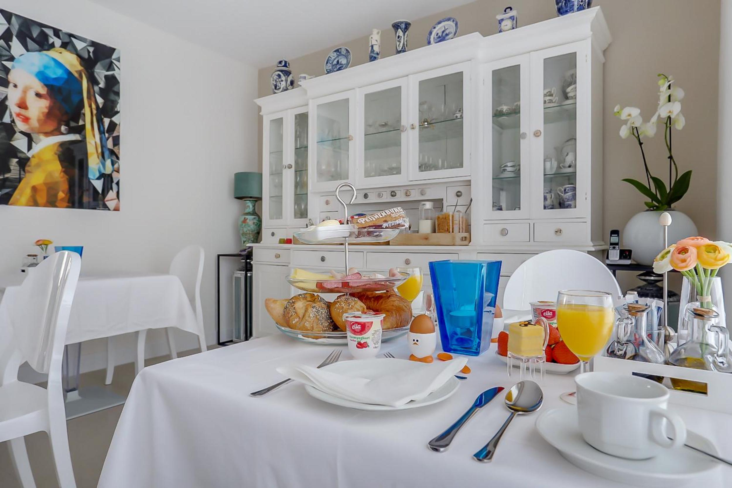 Deluxe Double Room with Shower