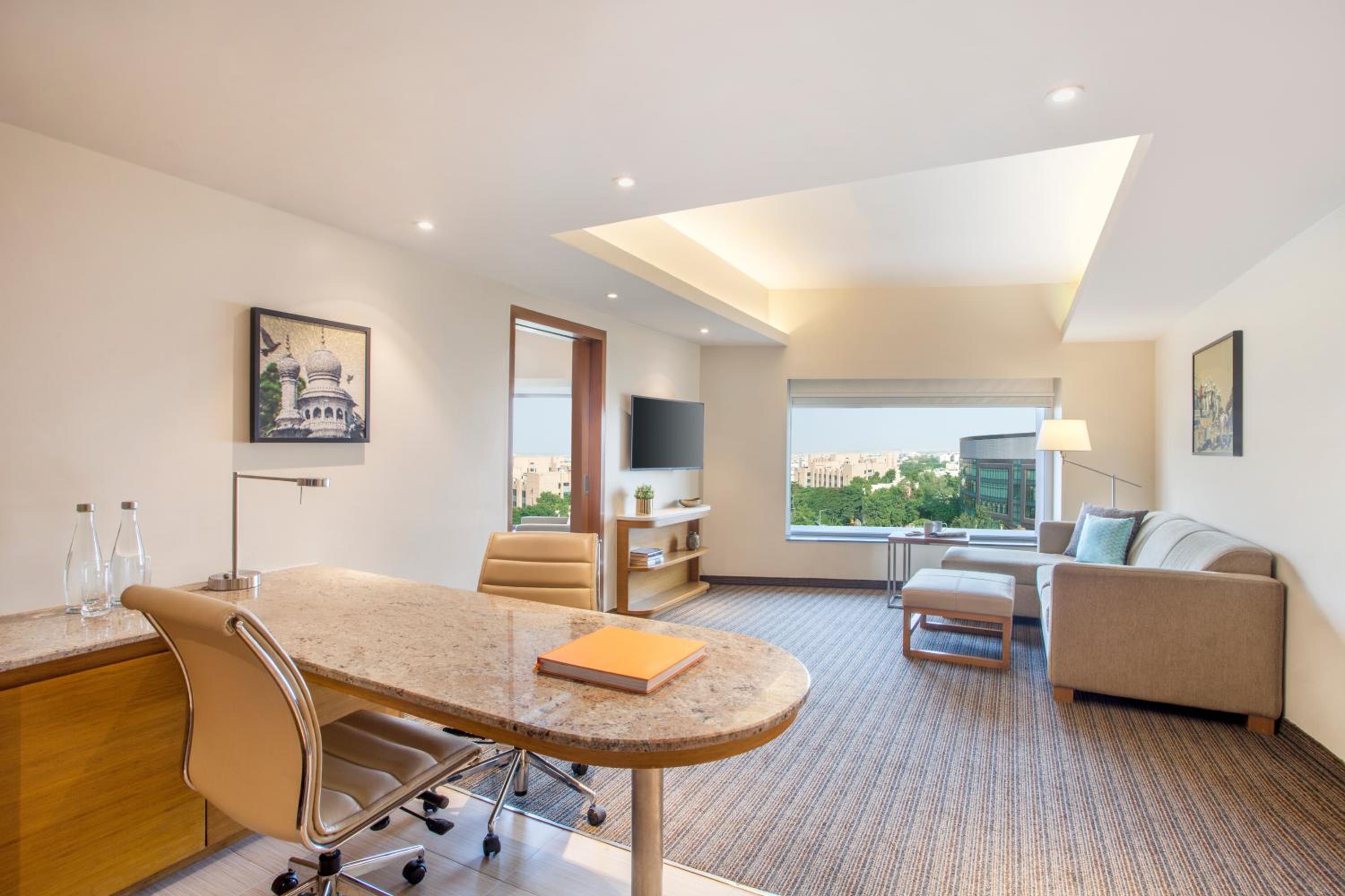 King Suite photo 3