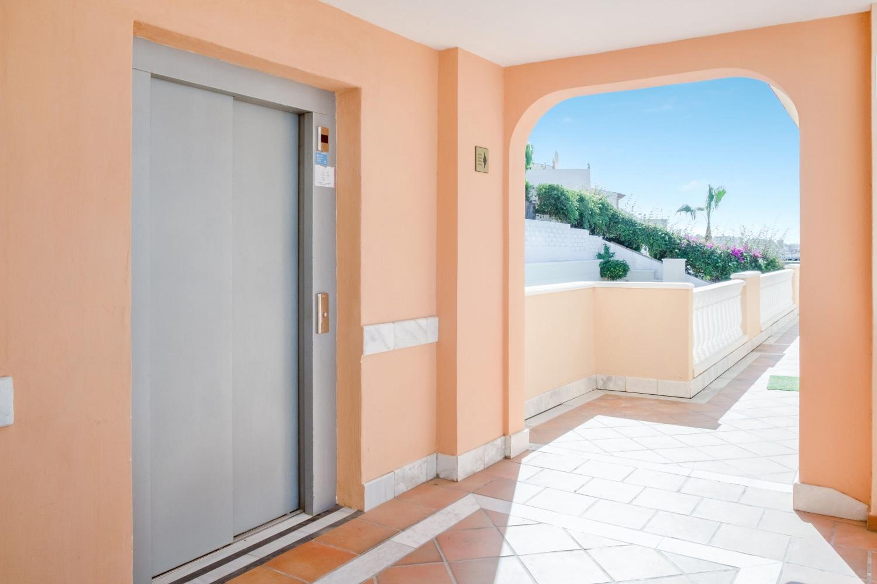 Superior One-Bedroom Apartment with Balcony - Photo 12
