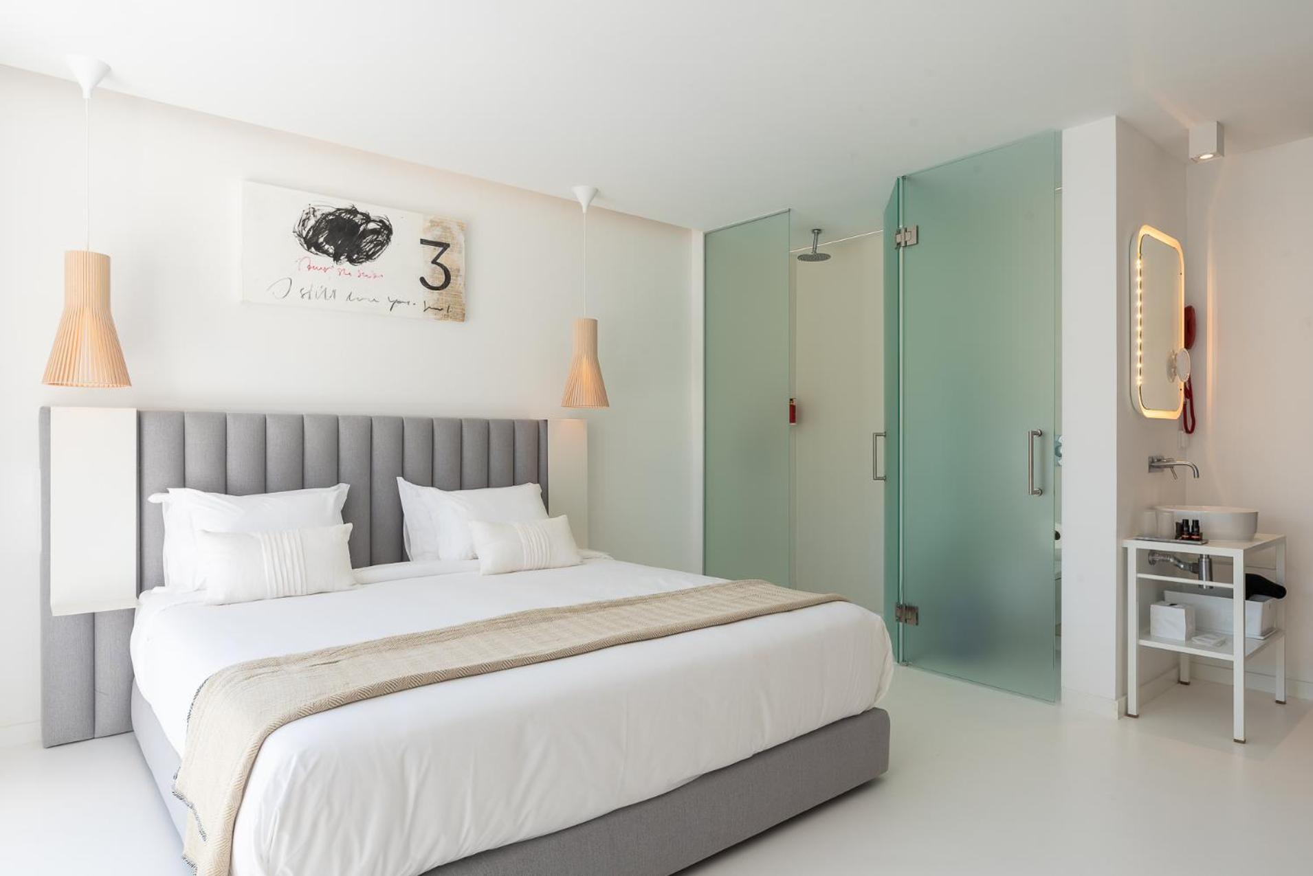 Double Room L