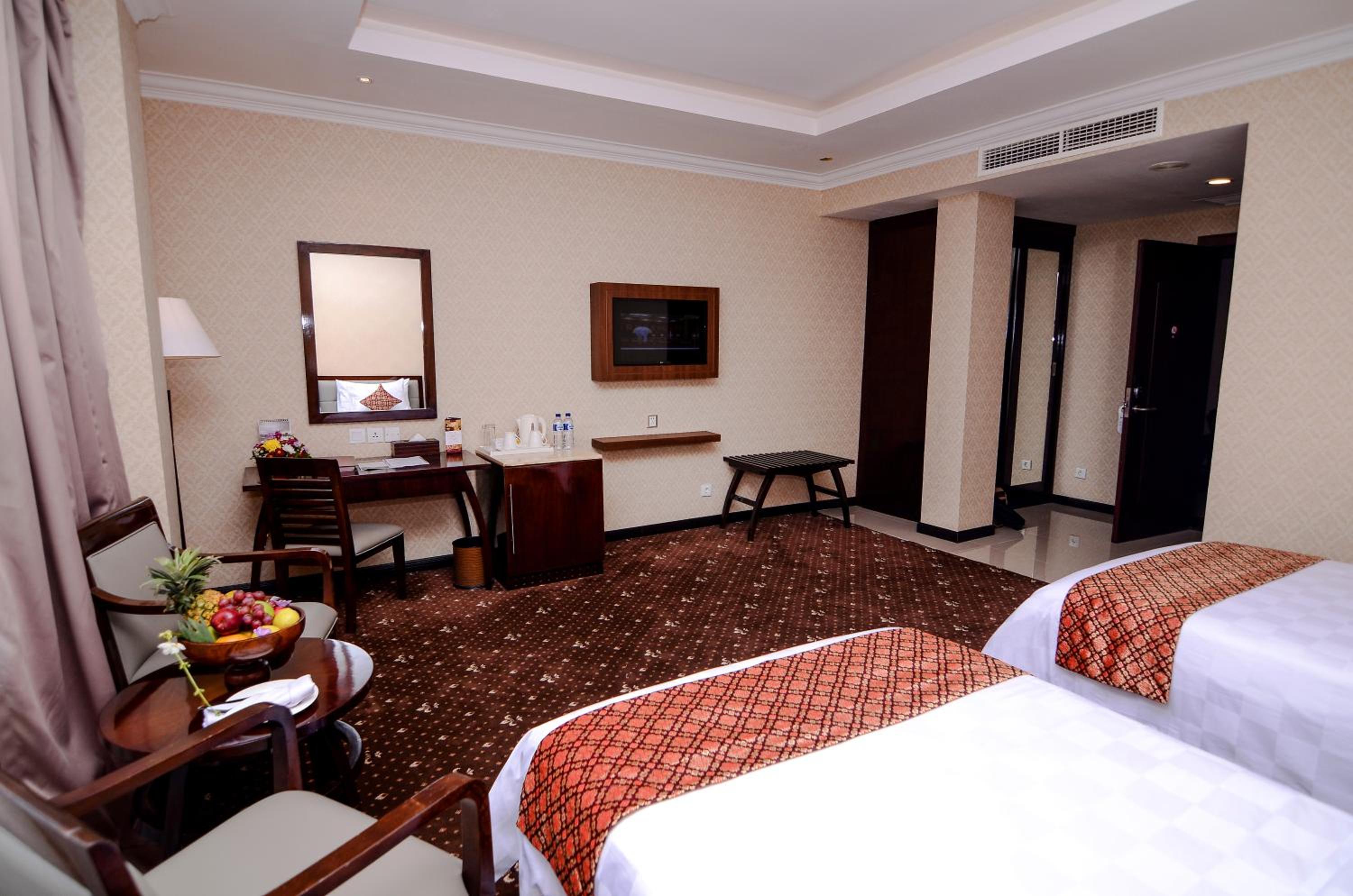 Grand Deluxe Twin Room photo 3