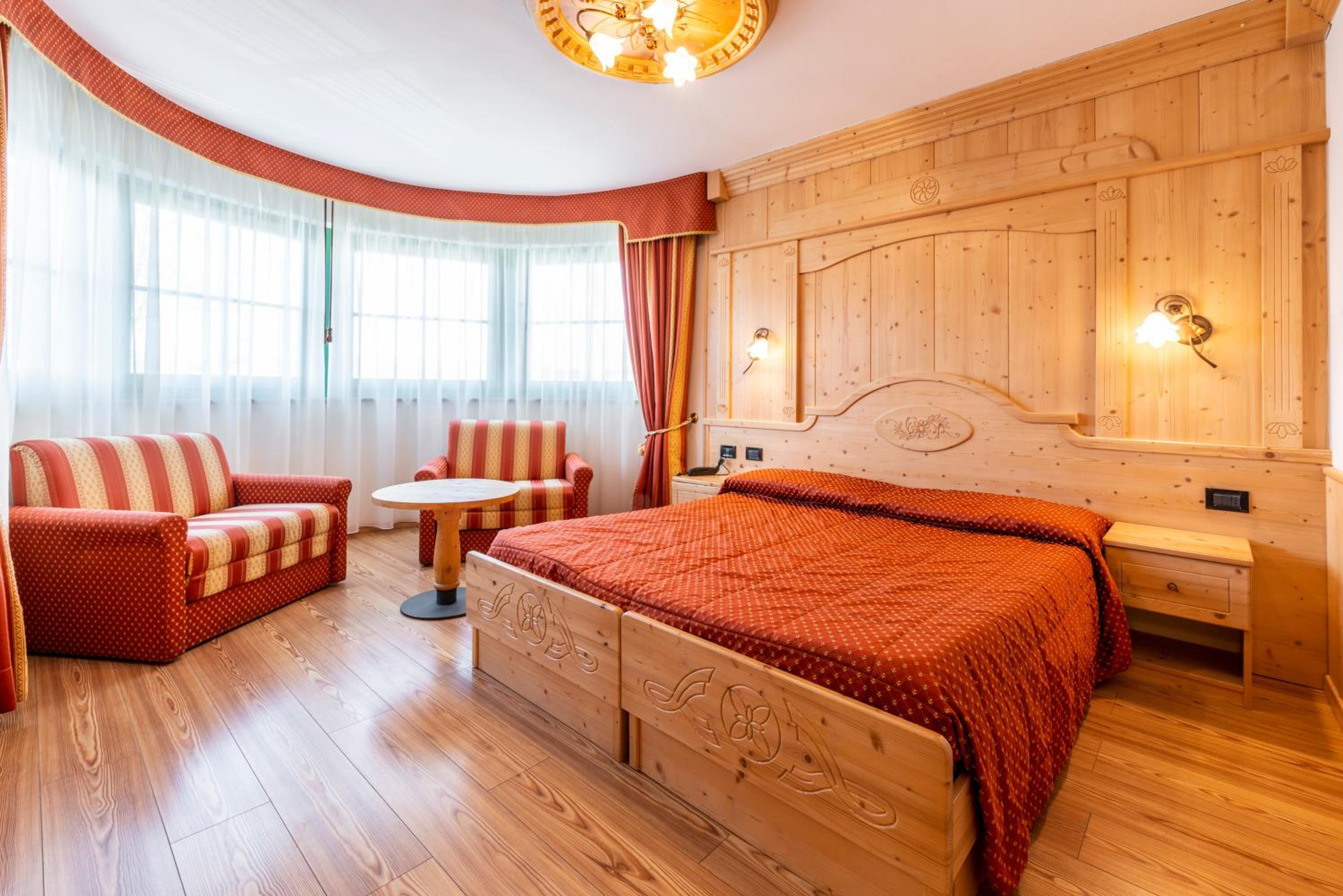 Deluxe Double Room photo 3