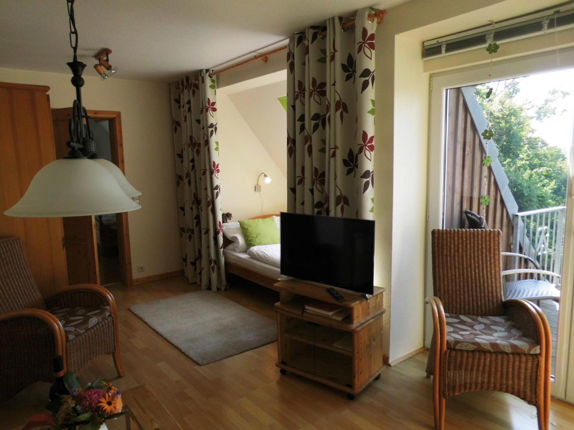 Apartment with Balcony photo 2