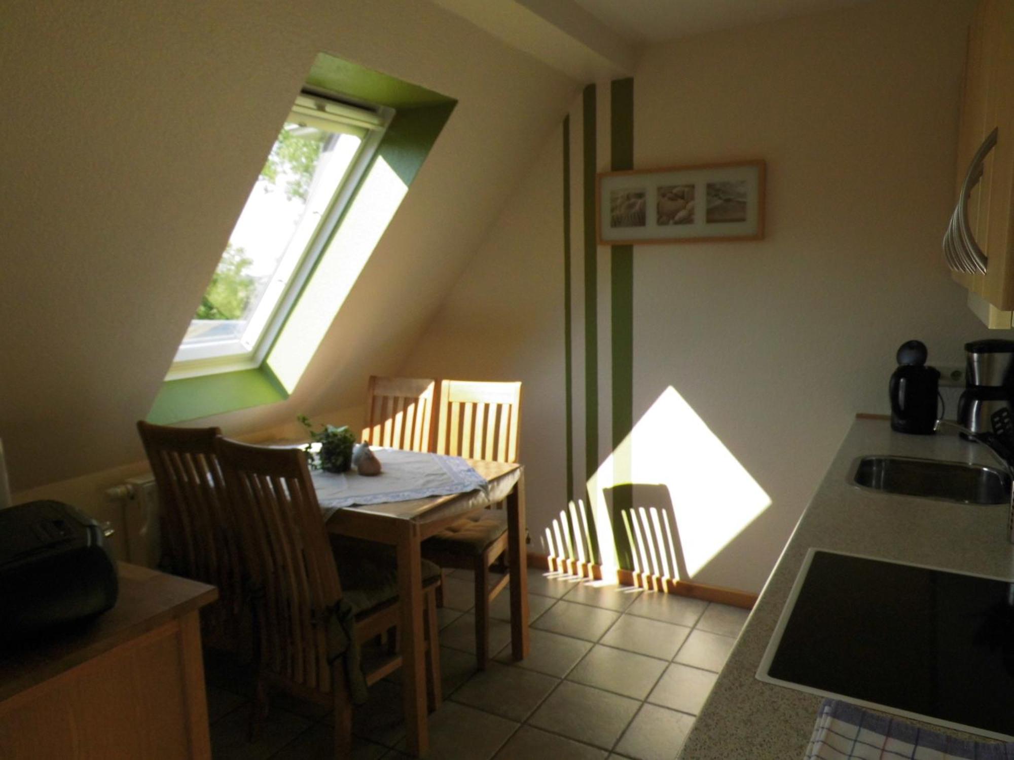 Apartment with Balcony photo 3