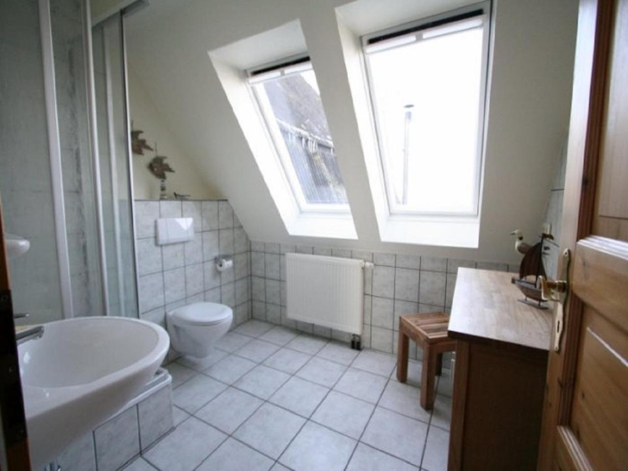 Two-Bedroom Apartment photo 2