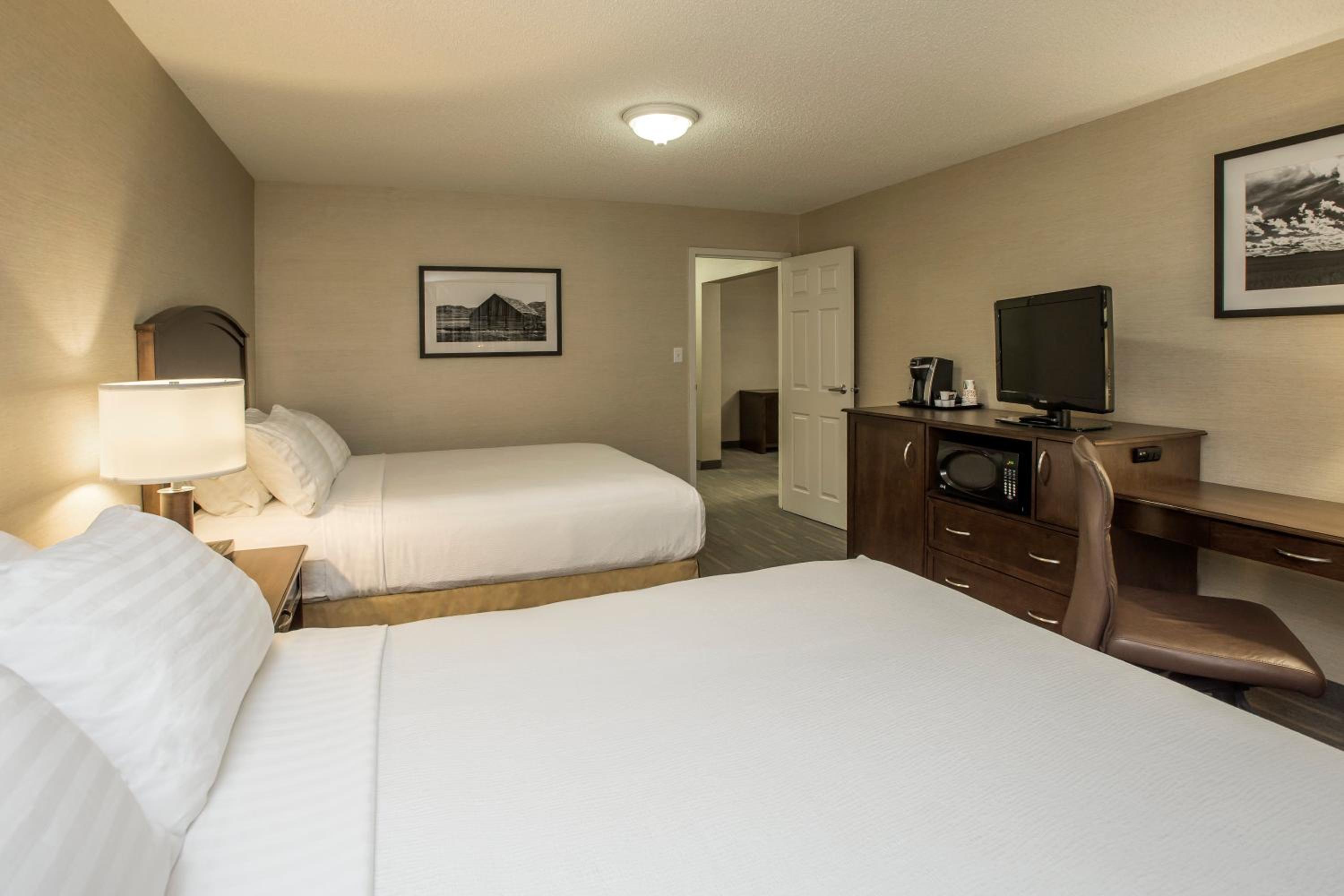 One-Bedroom Executive Board Room with Two Queen Beds - Photo 1