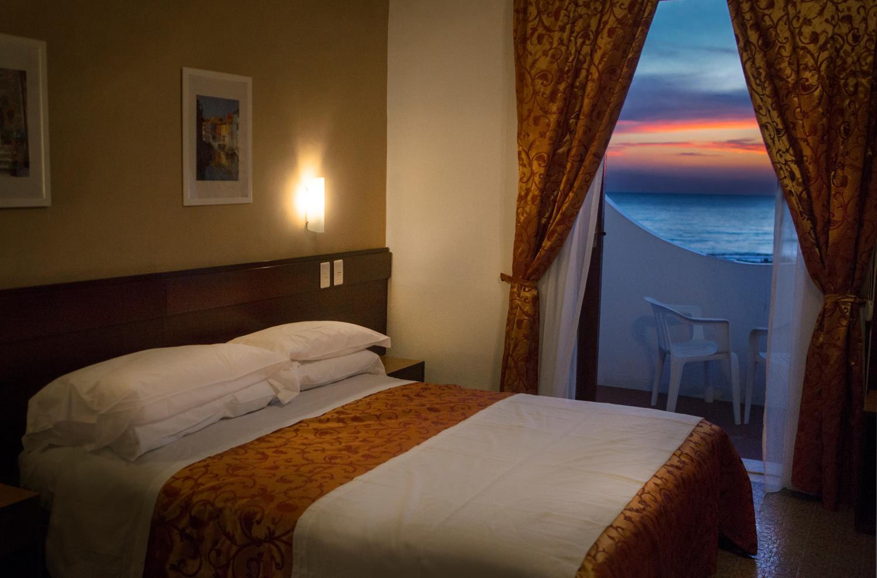Family Room with Sea View photo 1