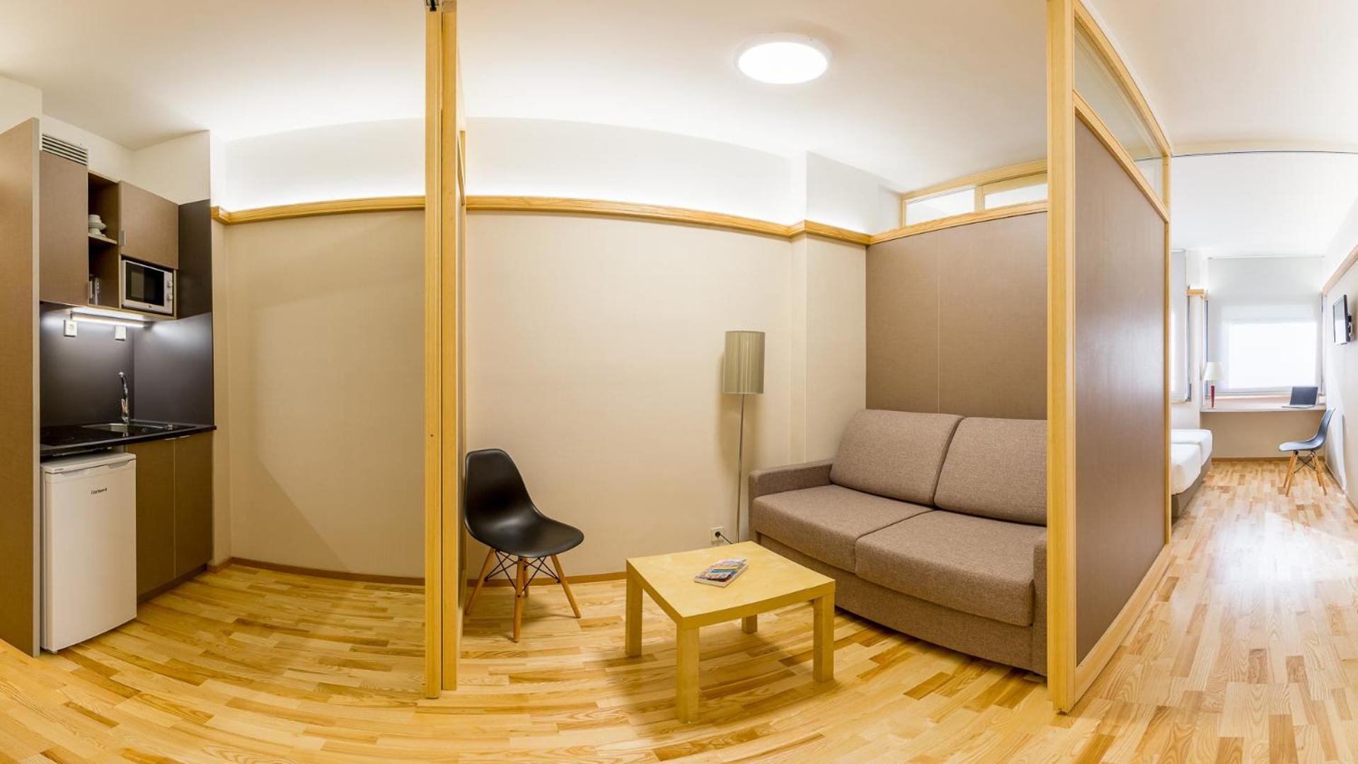 Studio (3 Adults) photo 3