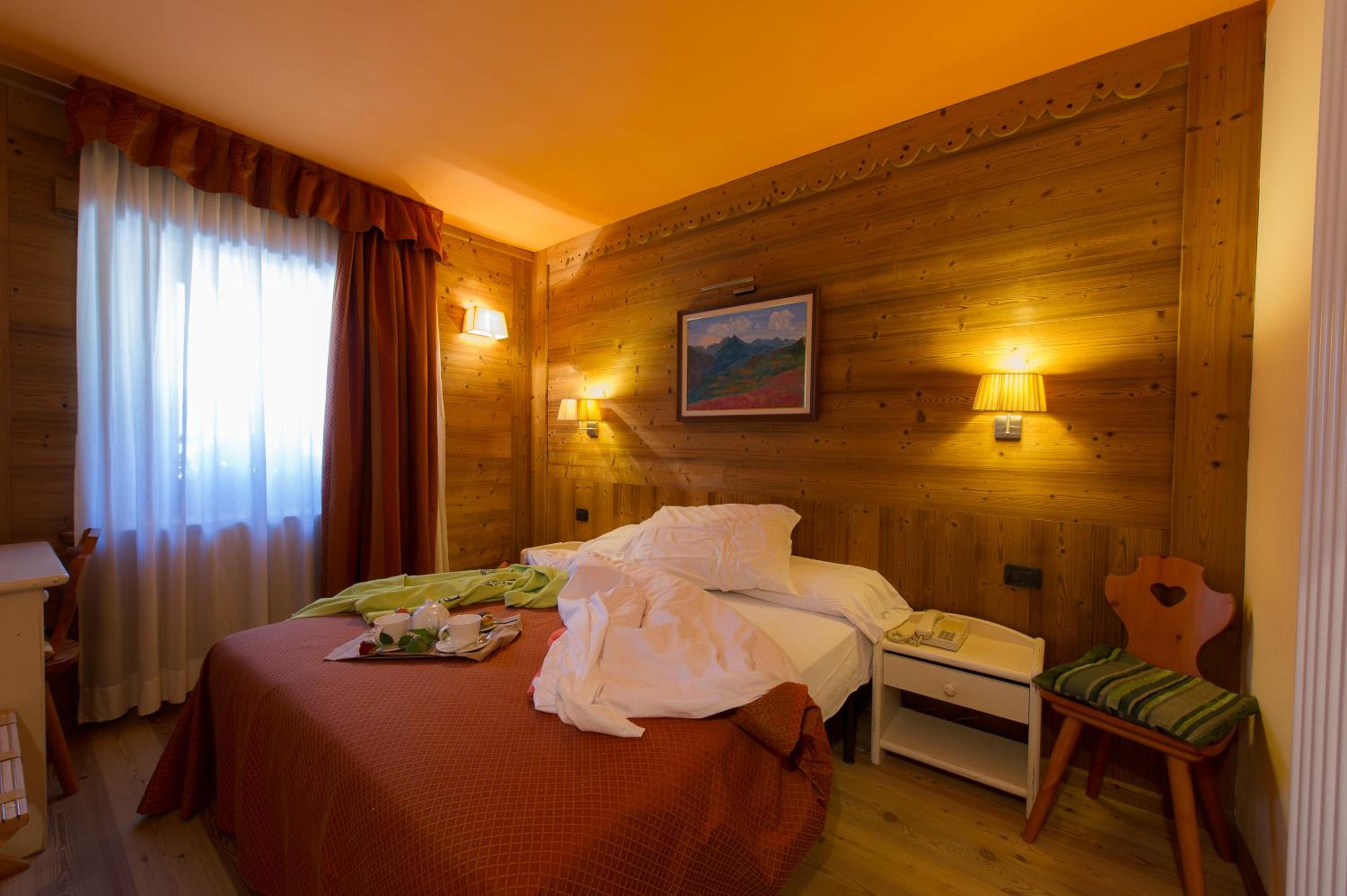 Superior Double or Twin Room with Mountain View