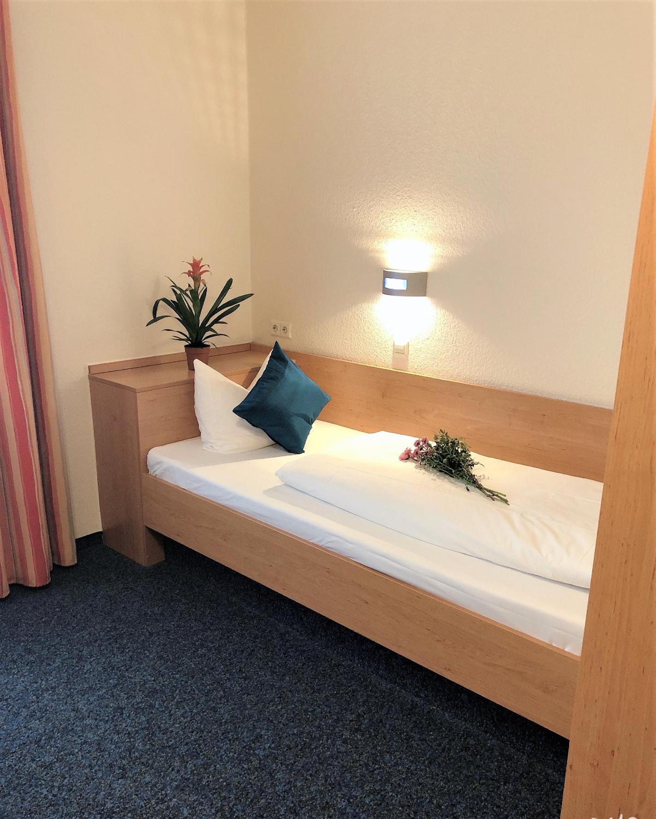 Single Room photo 3